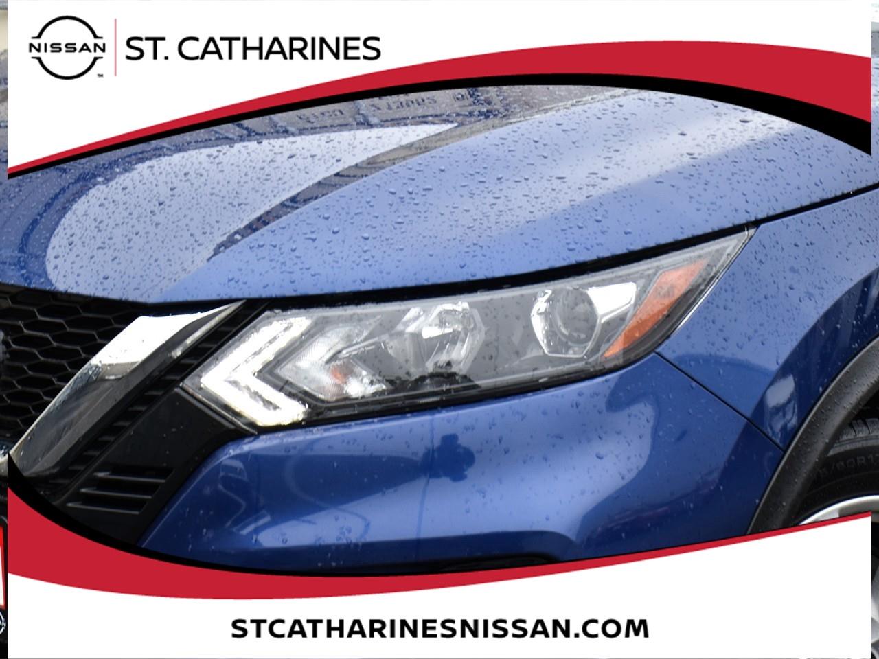 2021 Nissan Qashqai SV Photo2