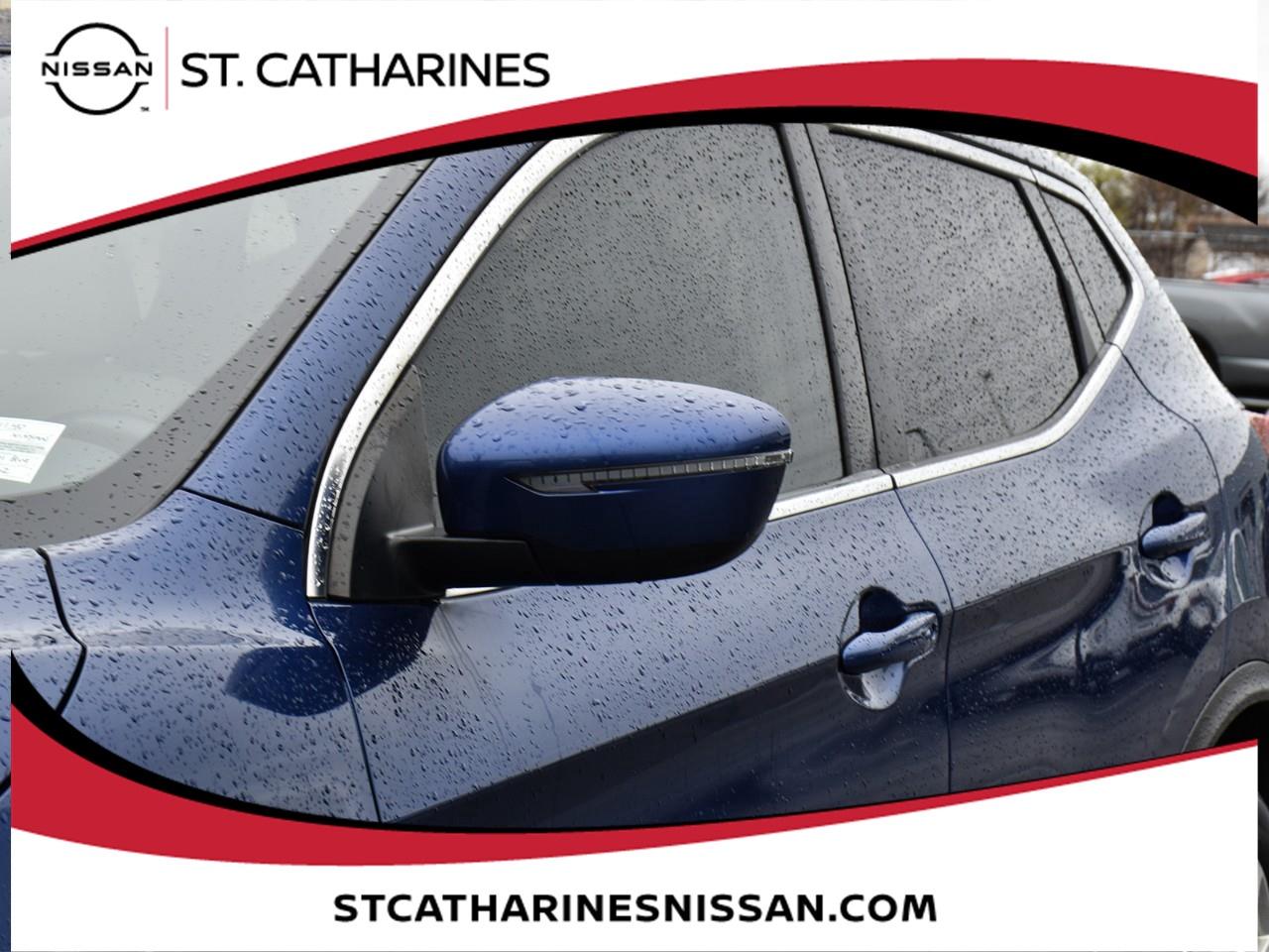 2021 Nissan Qashqai SV Photo3