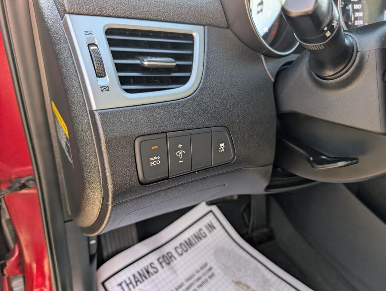 2016 Hyundai Elantra GL   HTD SEATS Photo