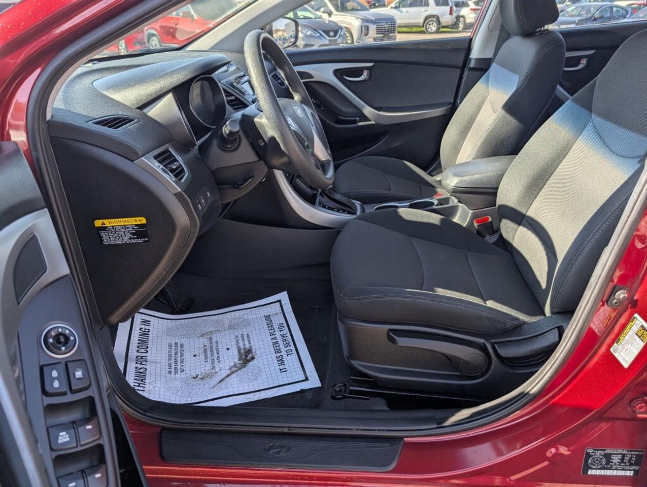 2016 Hyundai Elantra GL   HTD SEATS Photo