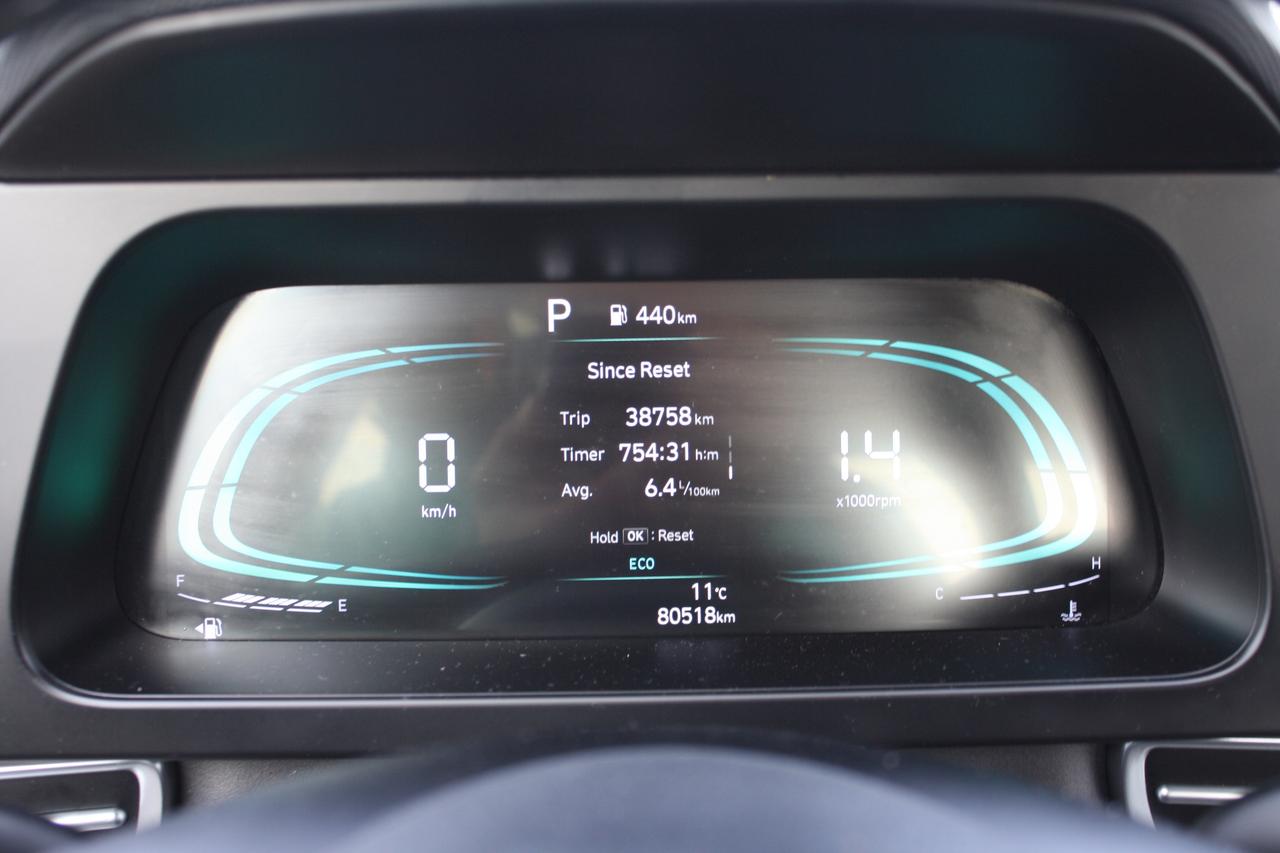 2024 Hyundai Elantra Preferred IVT Photo