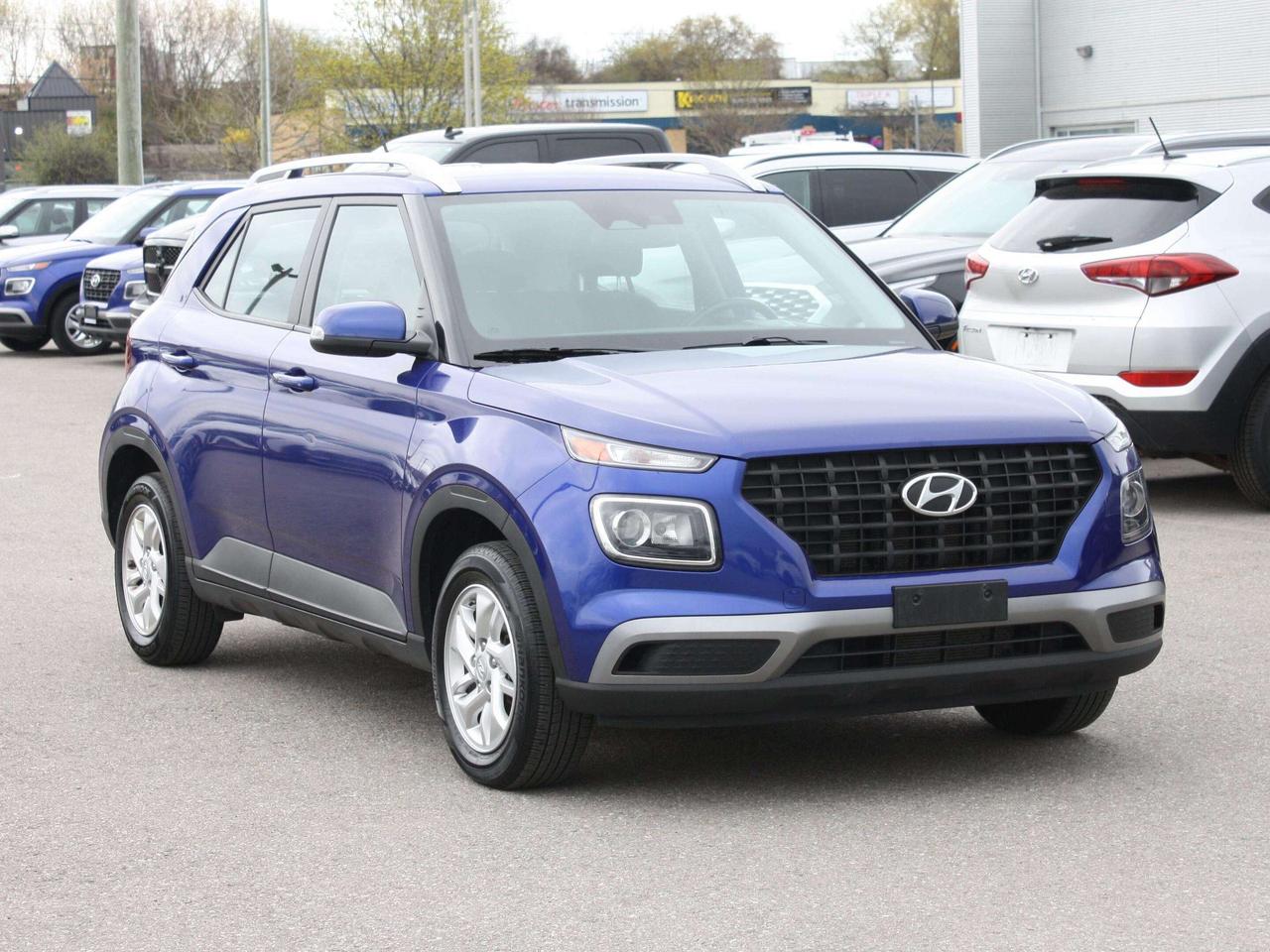 2023 Hyundai Venue Preferred IVT Photo