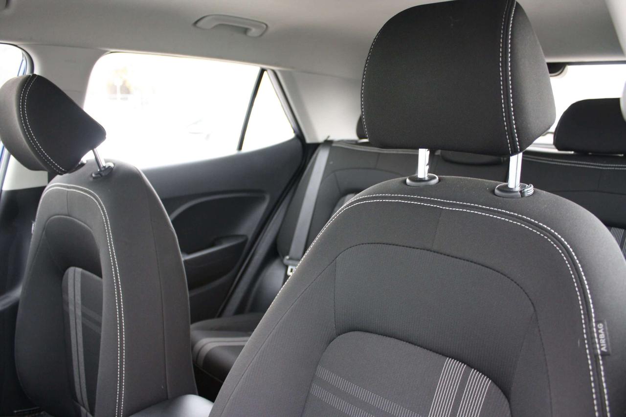 2023 Hyundai Venue Preferred IVT Photo