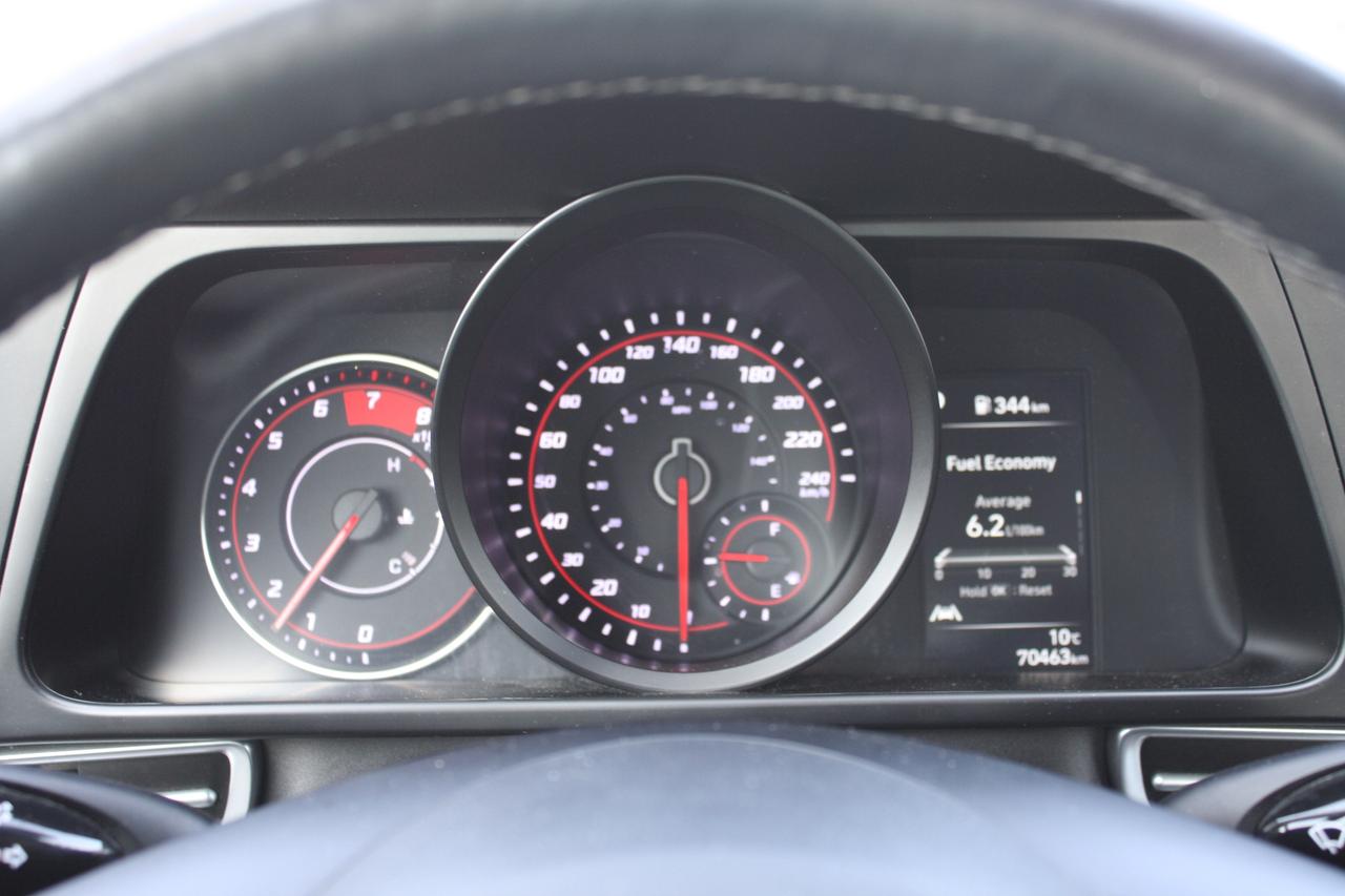 2023 Hyundai Elantra Preferred IVT Photo