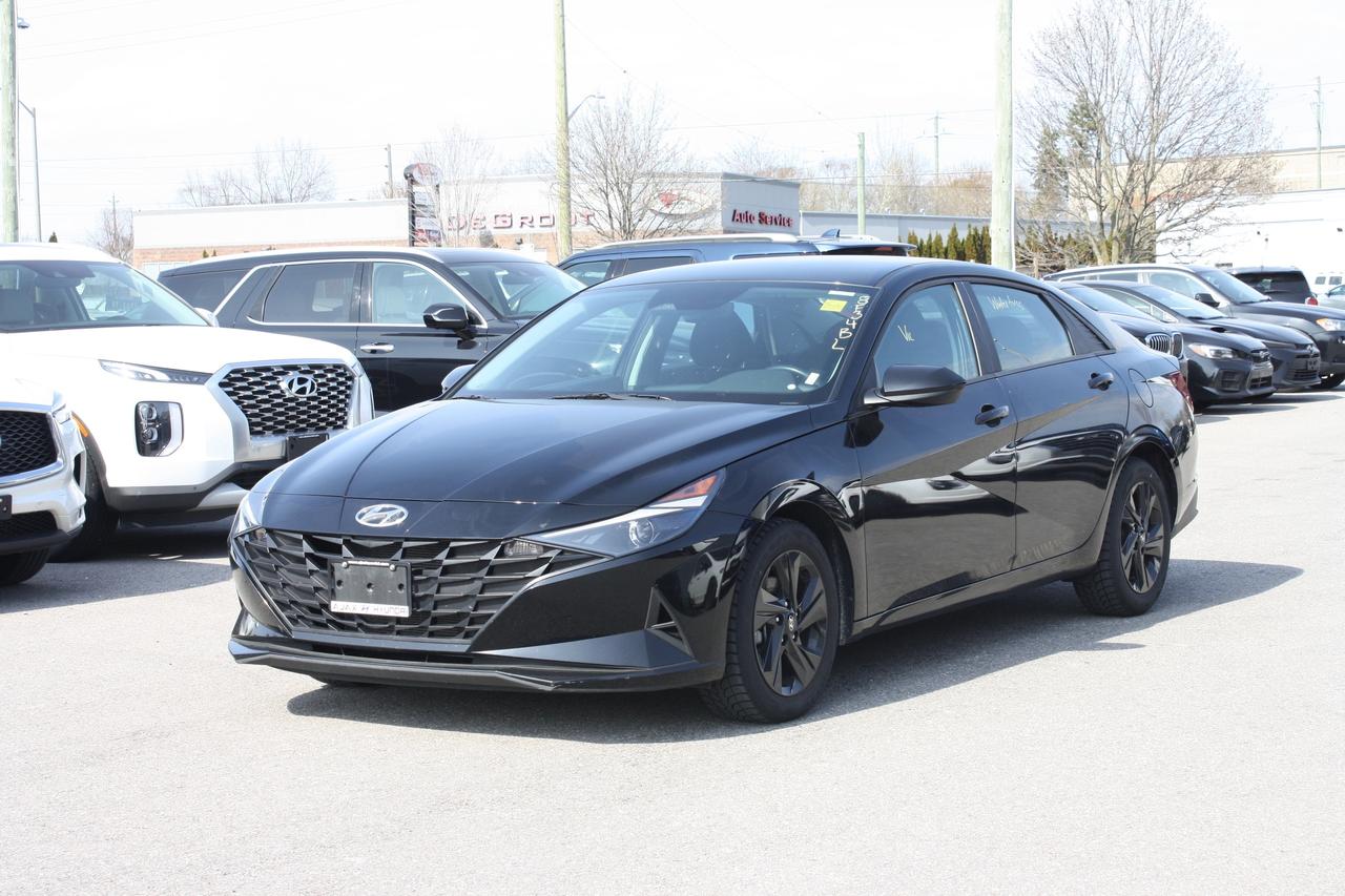 2023 Hyundai Elantra Preferred IVT Photo