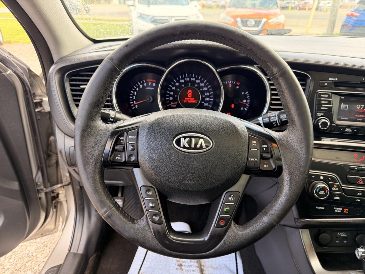 2012 Kia Optima EX   LEATHER   SUNROOF   CAMERA   HTD SEATS Photo