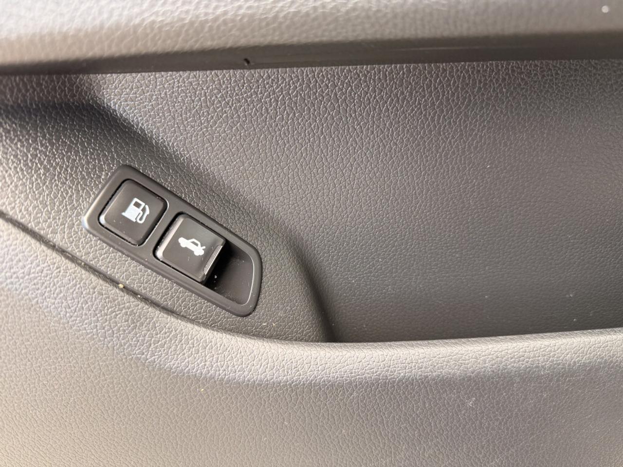 2012 Kia Optima EX   LEATHER   SUNROOF   CAMERA   HTD SEATS Photo