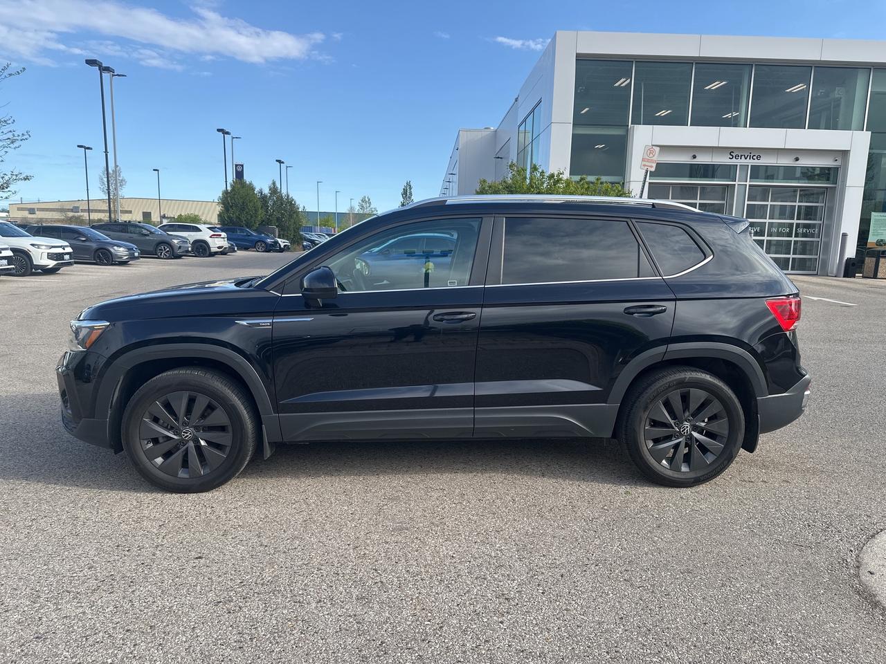2022 Volkswagen Taos Comfortline 4Motion Photo