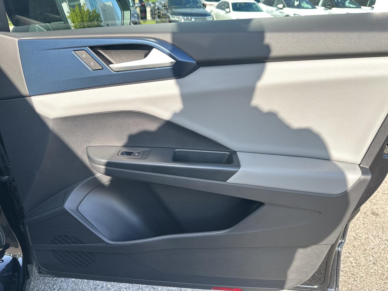 2022 Volkswagen Taos Comfortline 4Motion Photo