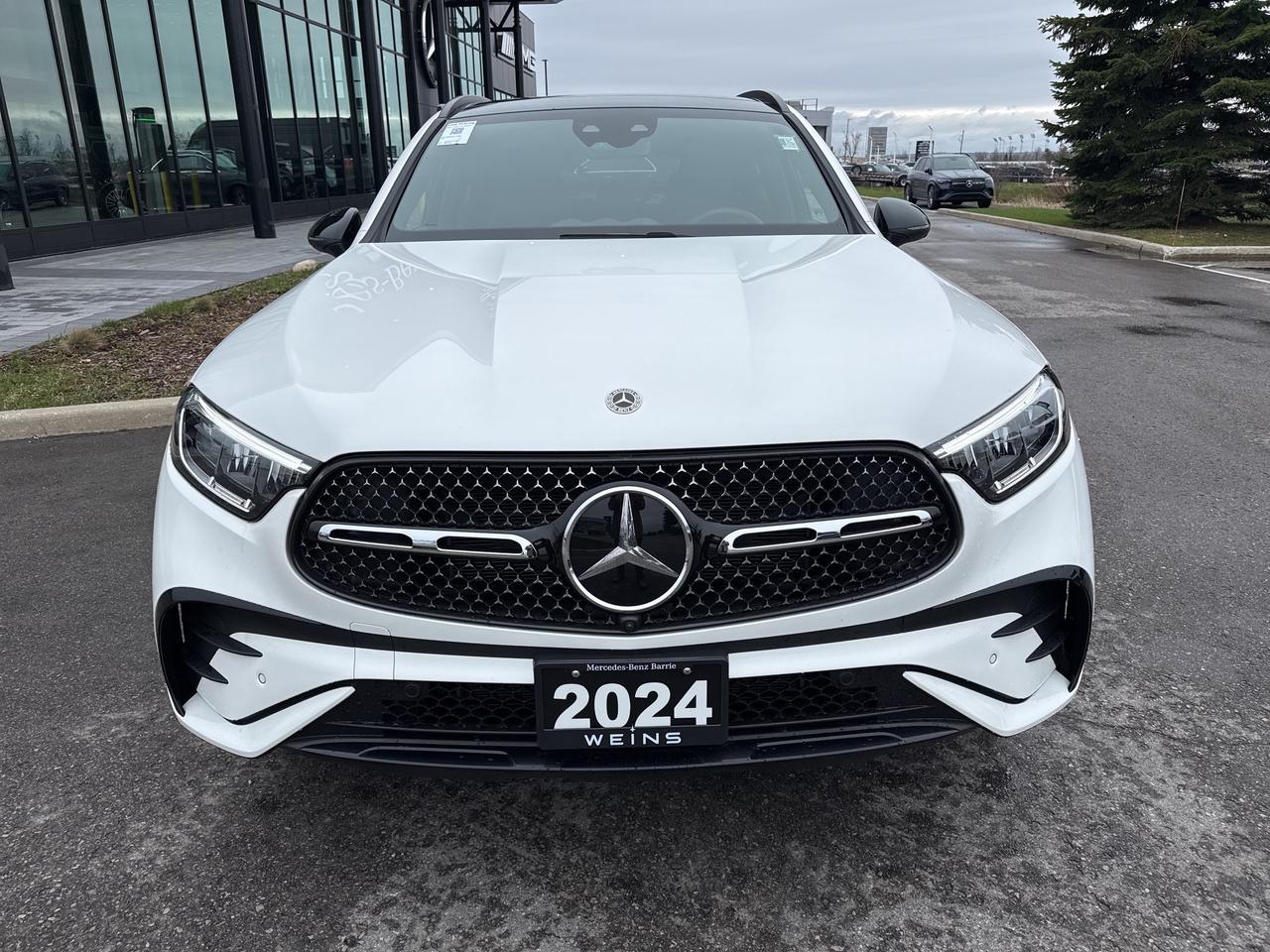 2024 Mercedes-Benz GLC GLC 300 4MATIC SUV Photo2