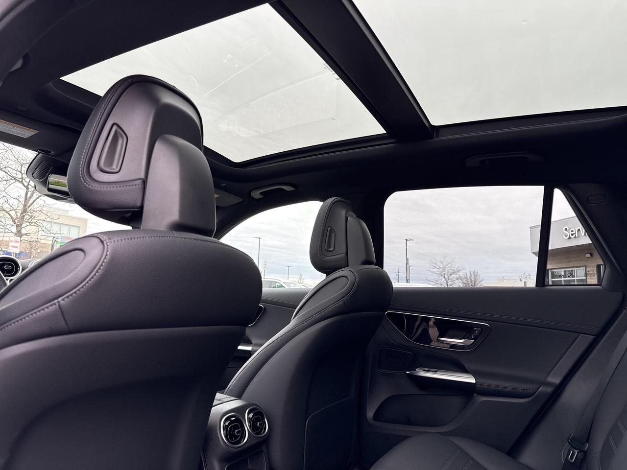 2024 Mercedes-Benz GLC GLC 300 4MATIC SUV Photo