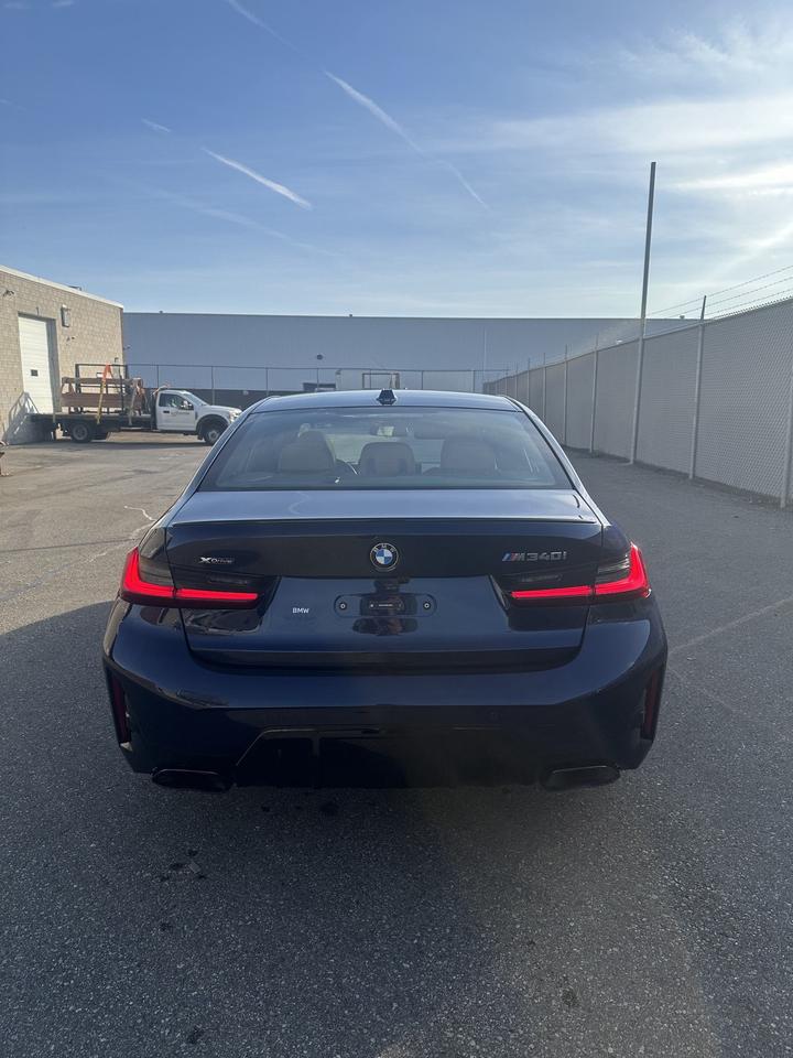 2024 BMW 3 Series M340i Photo