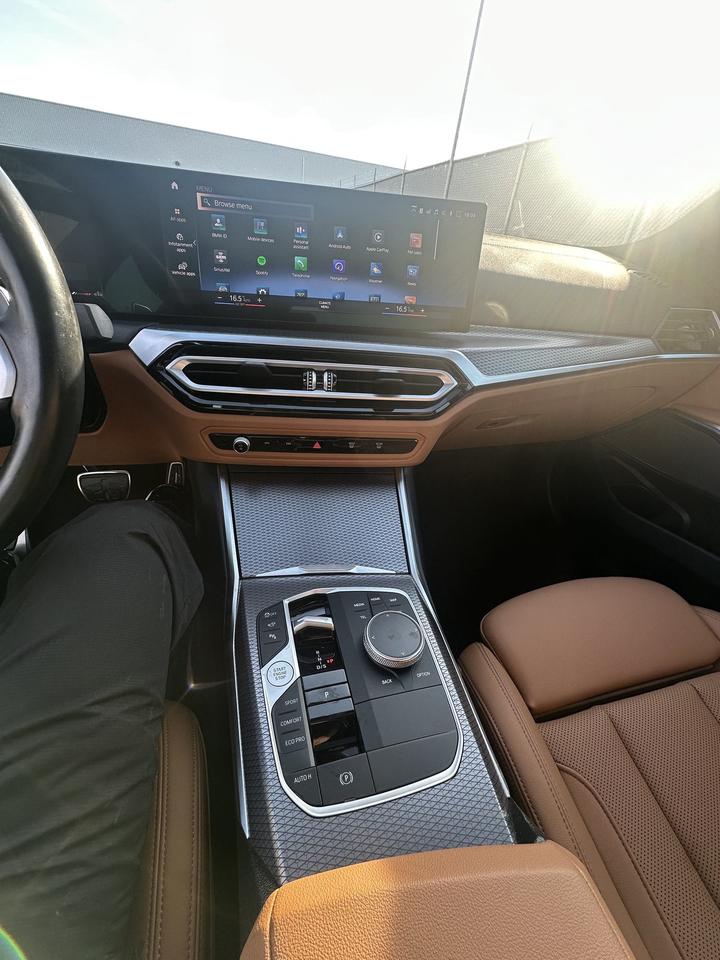 2024 BMW 3 Series M340i Photo