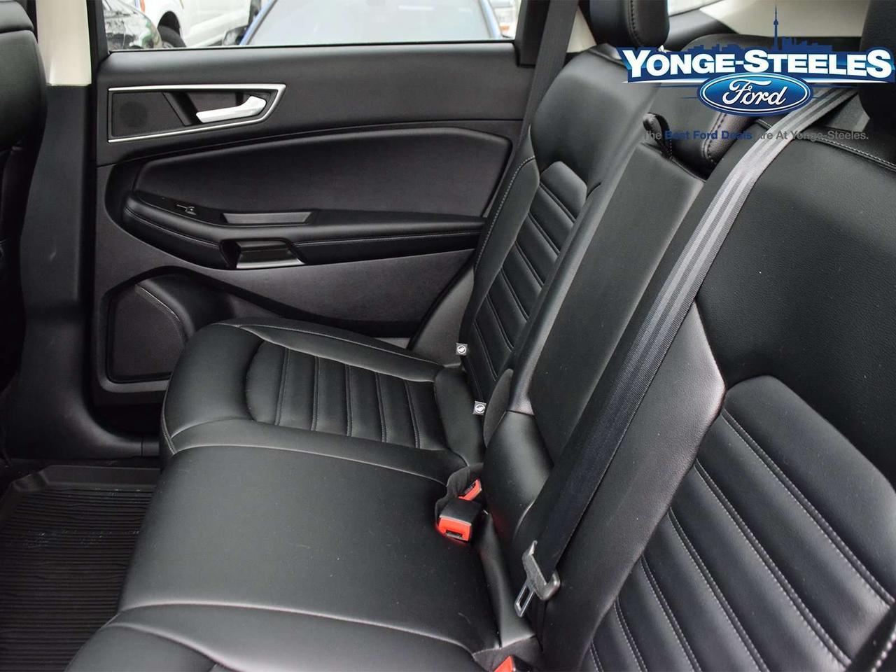 2022 Ford Edge SEL -201A PKG - LEATHER - PANORAMIC SUNROOF Photo