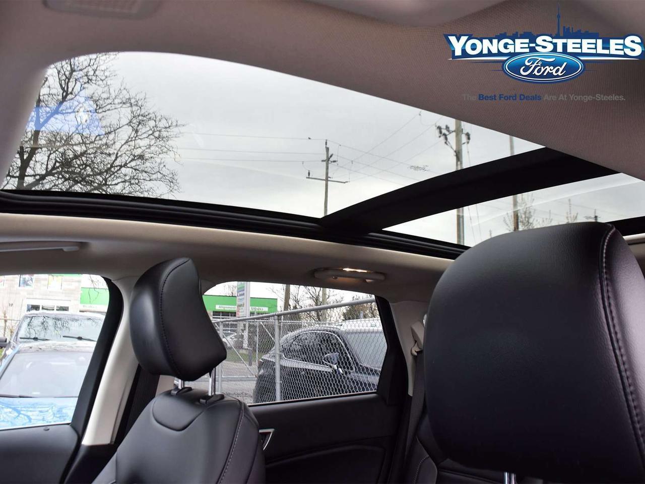 2022 Ford Edge SEL -201A PKG - LEATHER - PANORAMIC SUNROOF Photo