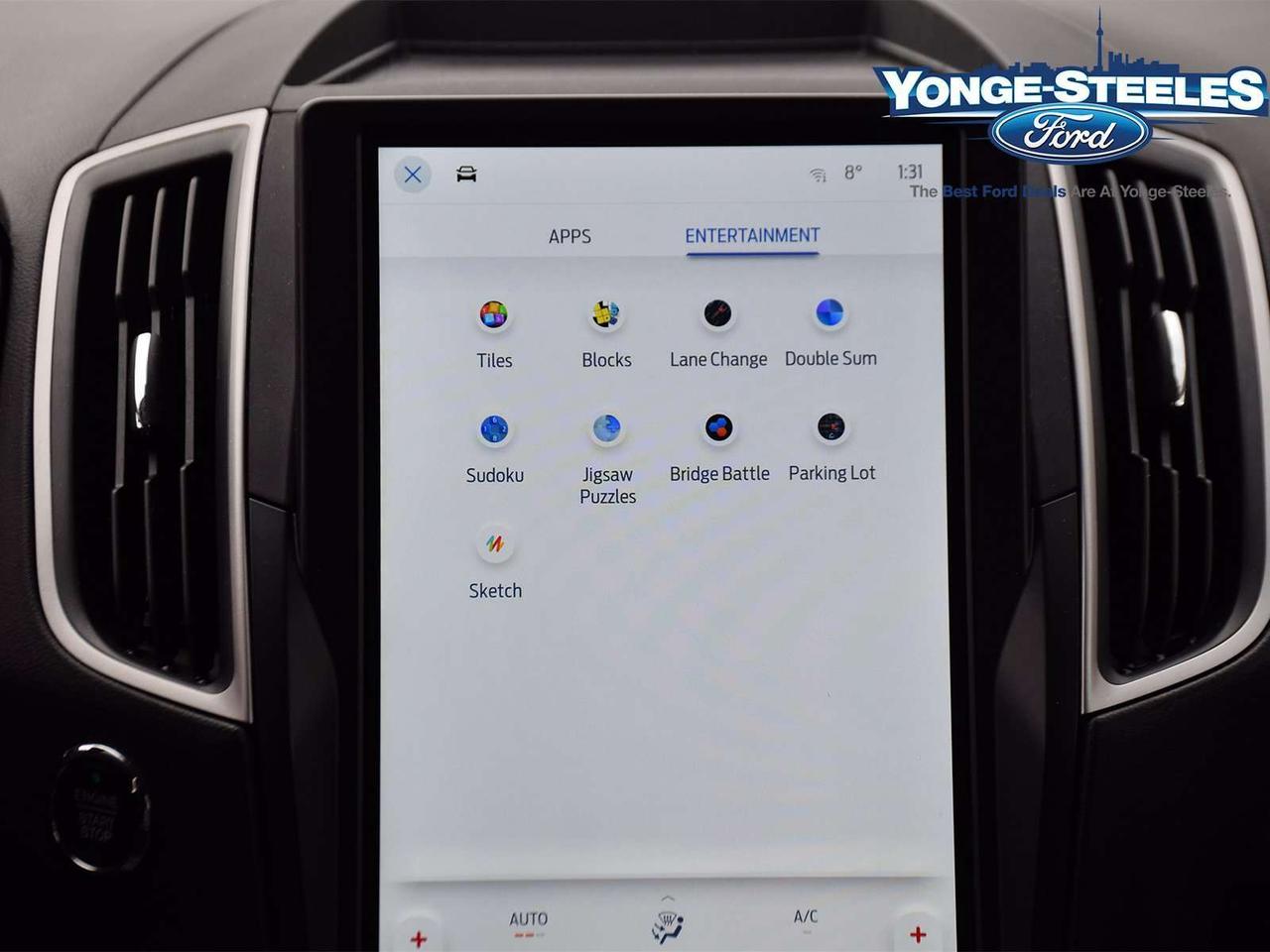 2022 Ford Edge SEL -201A PKG - LEATHER - PANORAMIC SUNROOF Photo