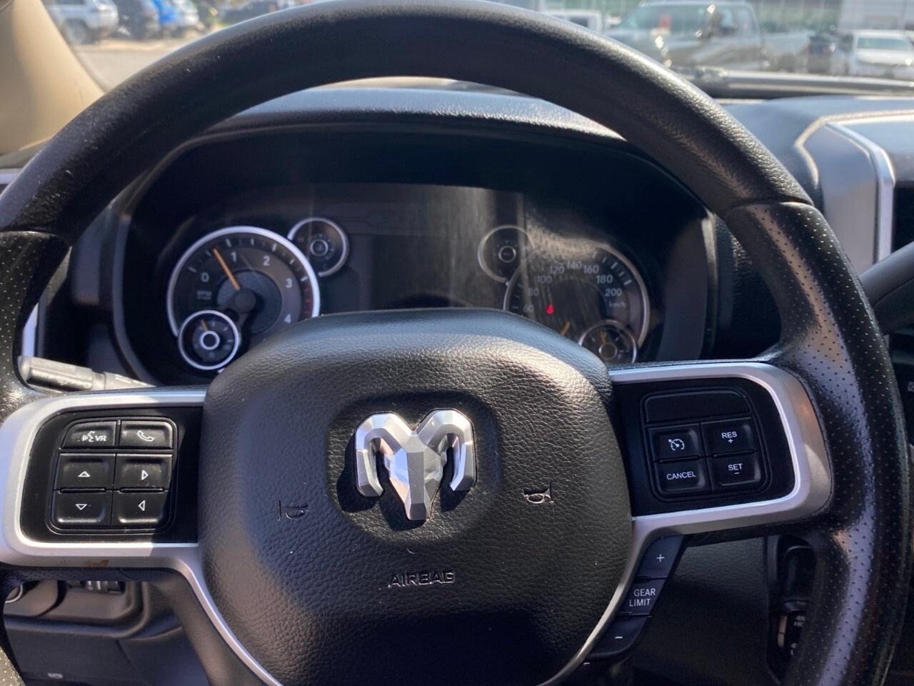 2019 RAM 3500 Big Horn 4x4 Crew Cab 6'4 Box Photo