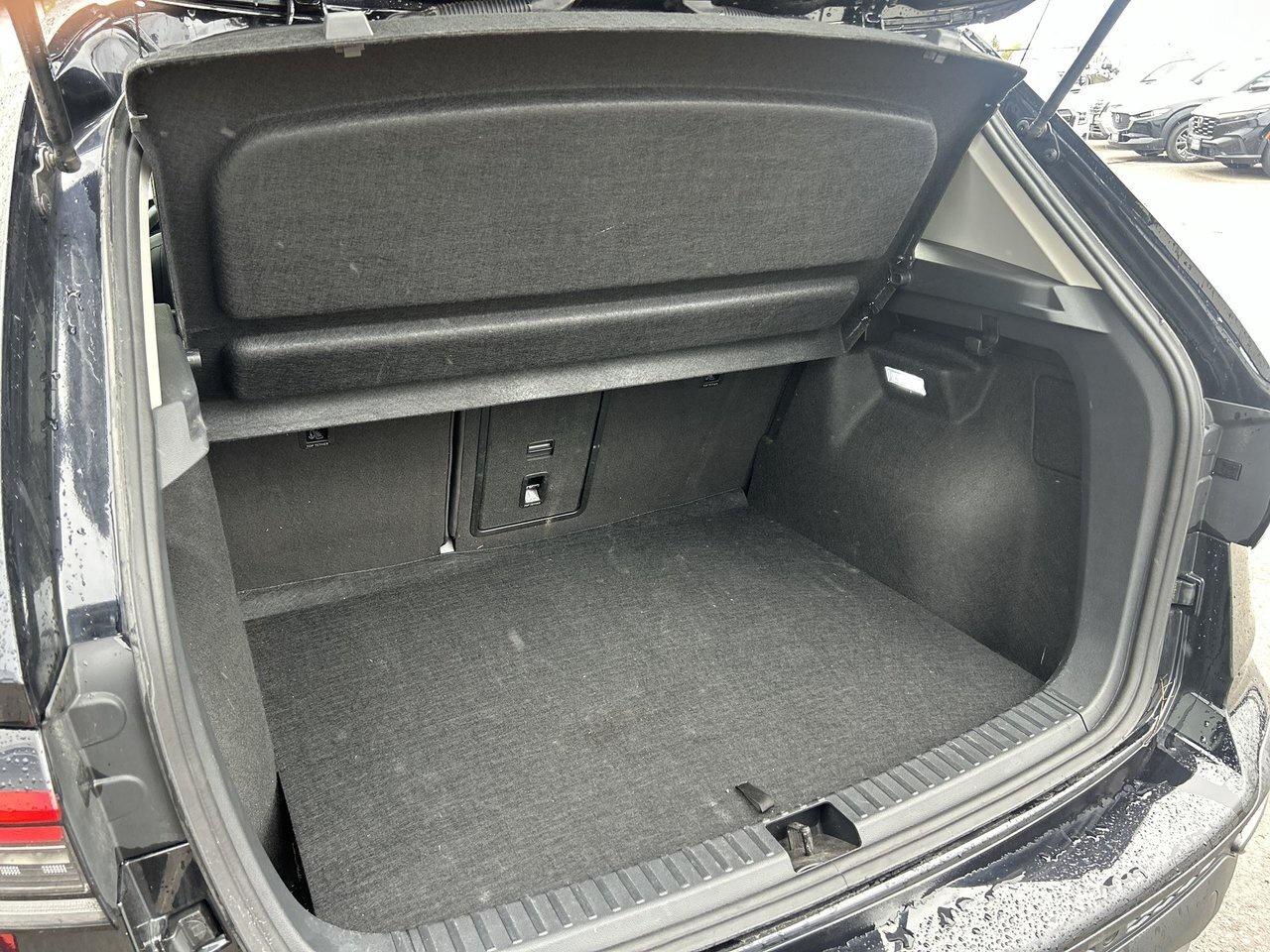 2025 Volkswagen Taos Comfortline Black Edition Digital Guages Sunroof L Photo