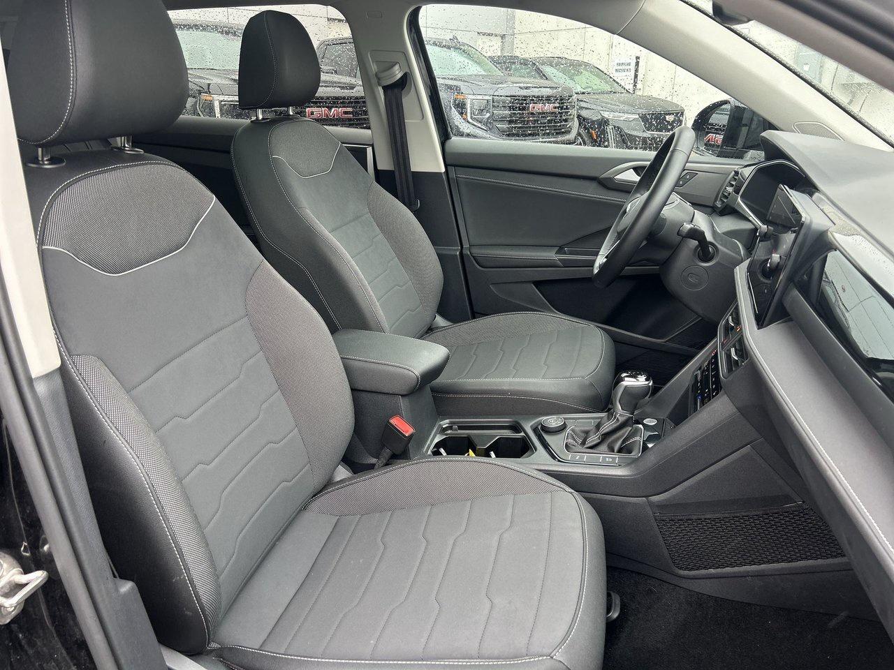 2025 Volkswagen Taos Comfortline Black Edition Digital Guages Sunroof L Photo