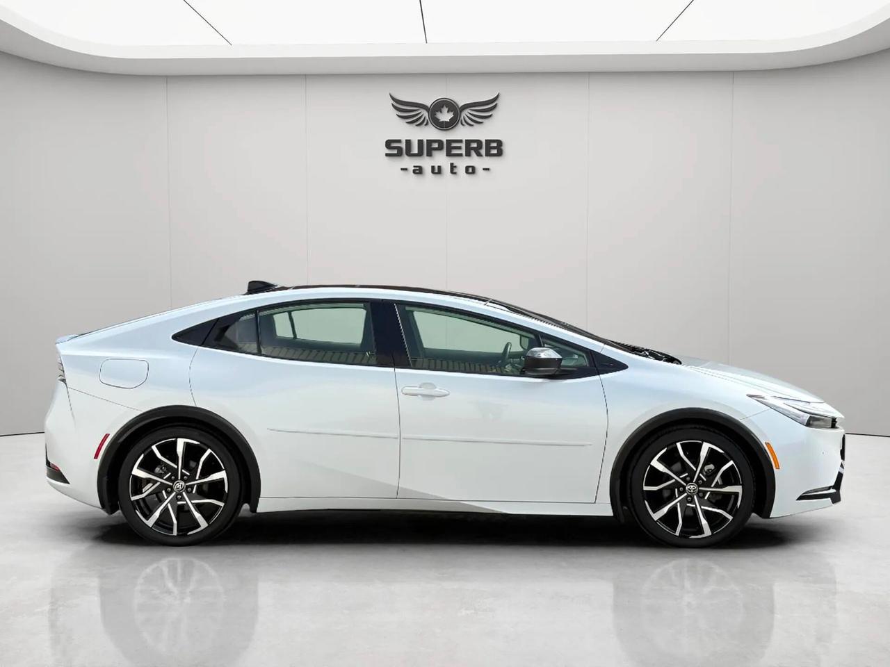 2024 Toyota Prius Prime XSE   PLUG-IN HYBRID   NO ACCIDENT Photo