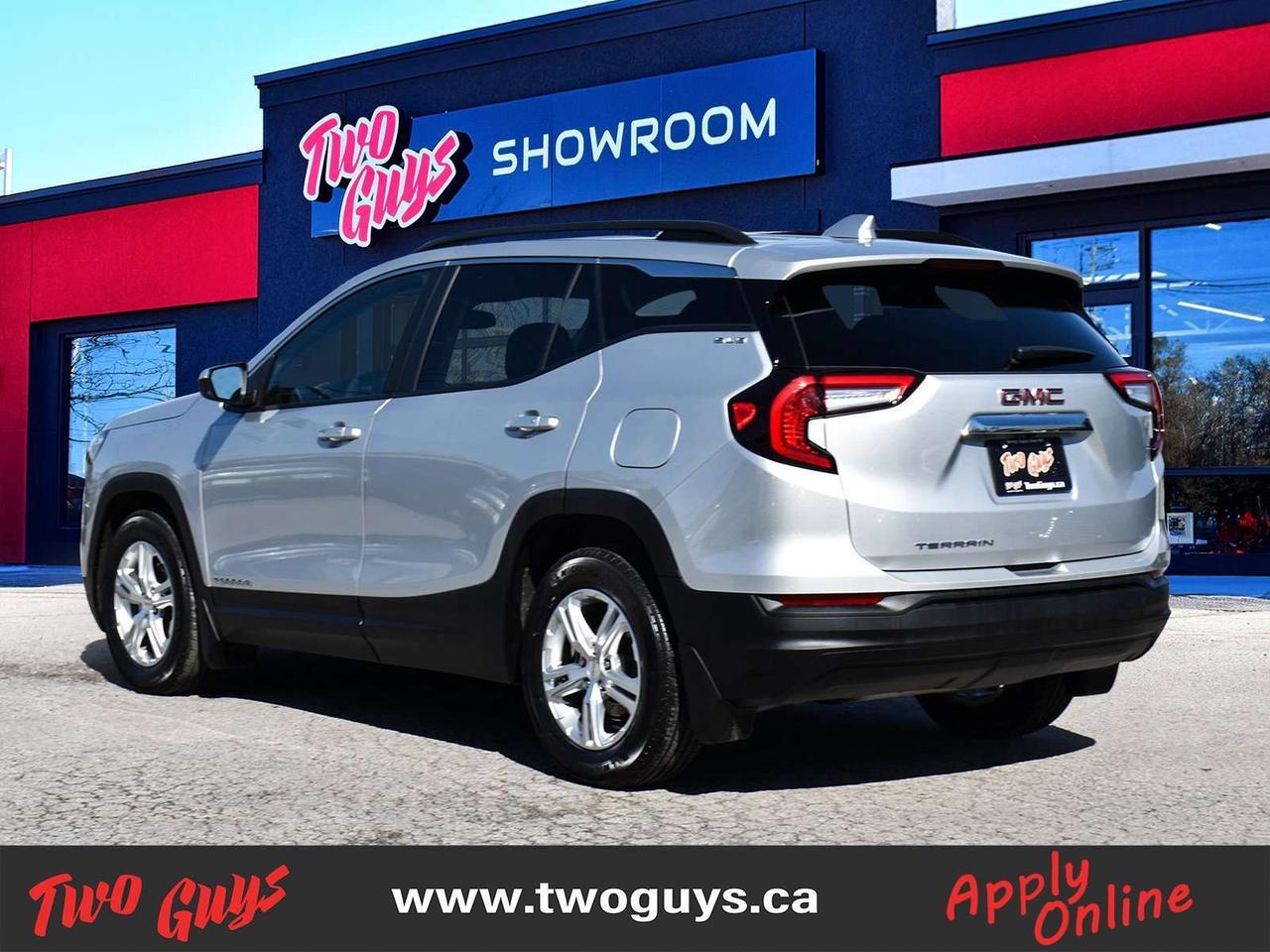 2022 GMC Terrain SLE 1.5L FWD   Htd Cloth   Lease Return Photo