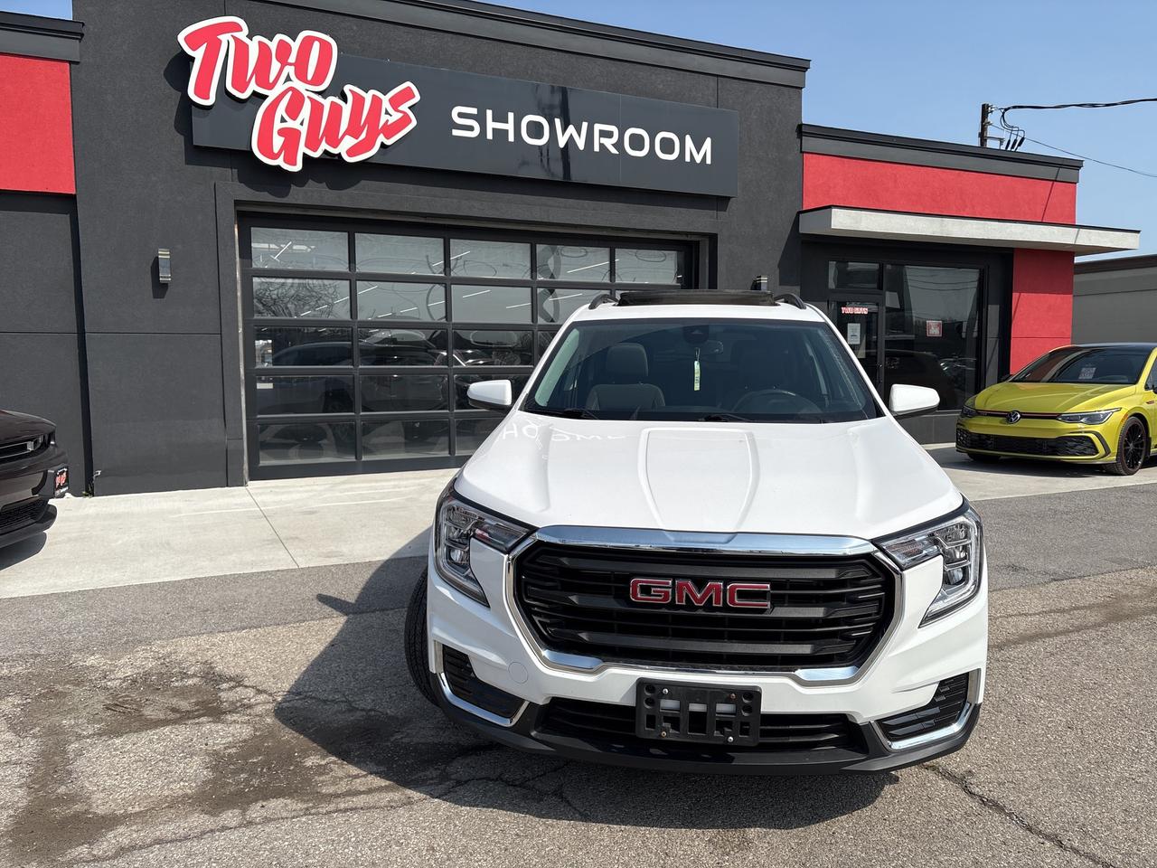 2022 GMC Terrain SLE 1.5L AWD   Panoroof   Nav   Power Hatch Photo