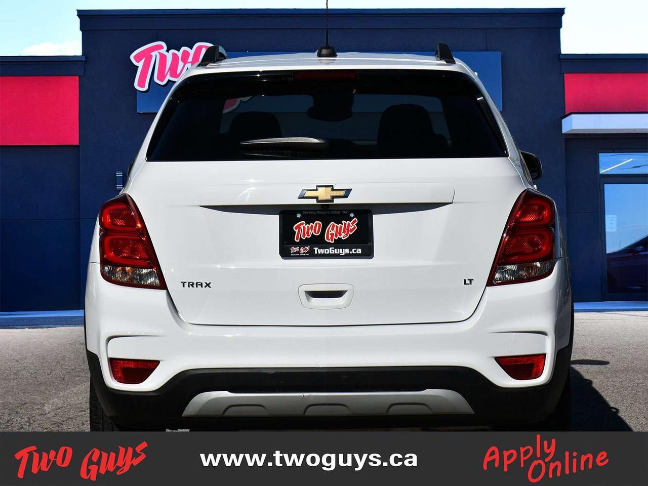 2020 Chevrolet Trax FWD 4dr LT Back Up Camera Photo