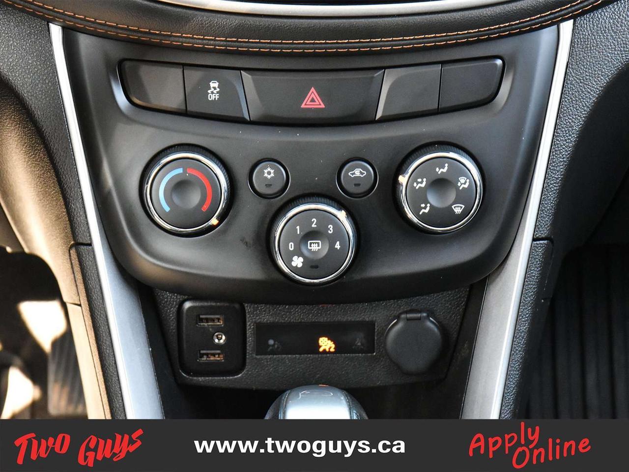 2020 Chevrolet Trax FWD 4dr LT Back Up Camera Photo