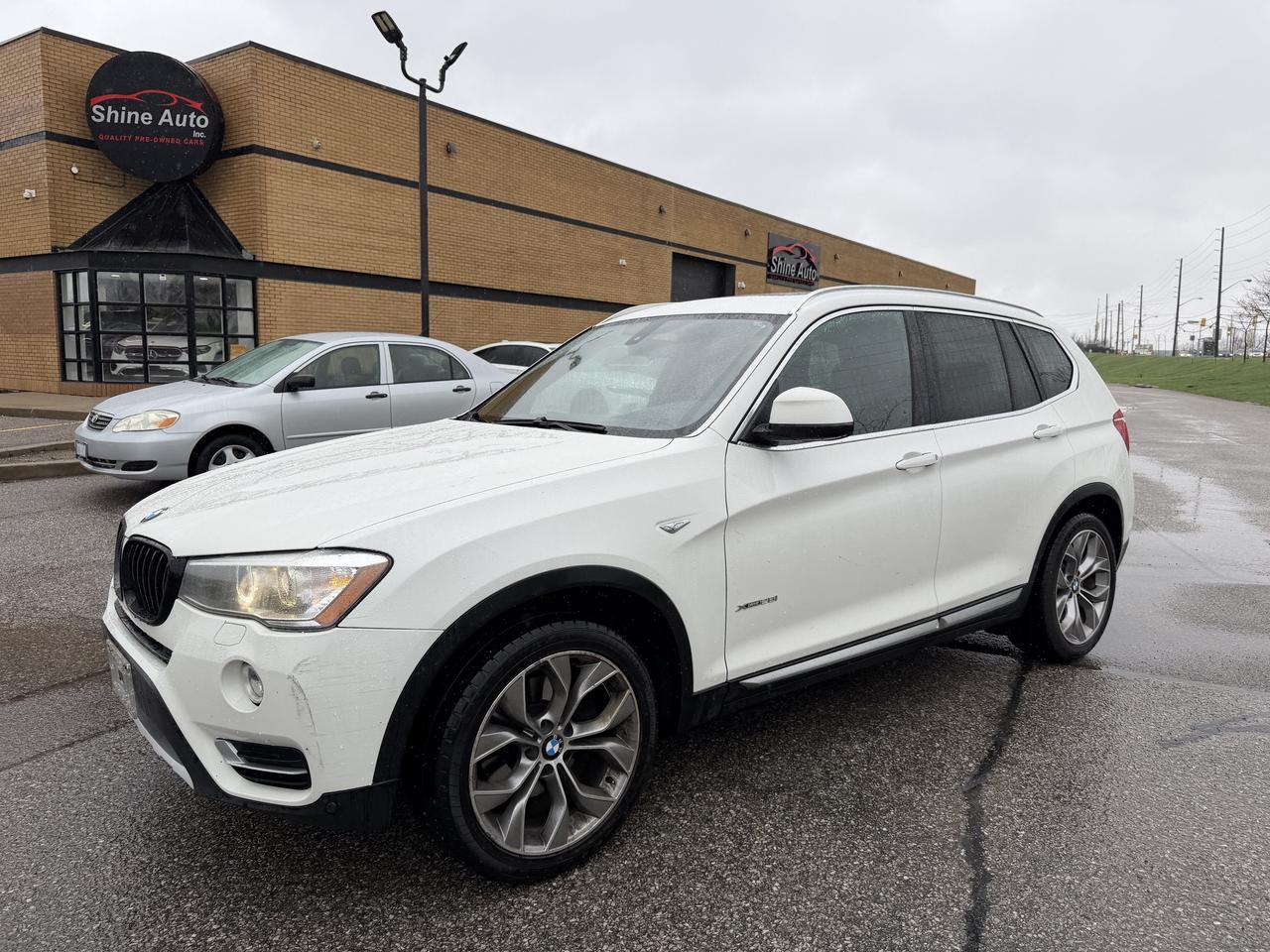 2016 BMW X3 AWD xDrive28i Heads Up Pano Roof Navigation Photo