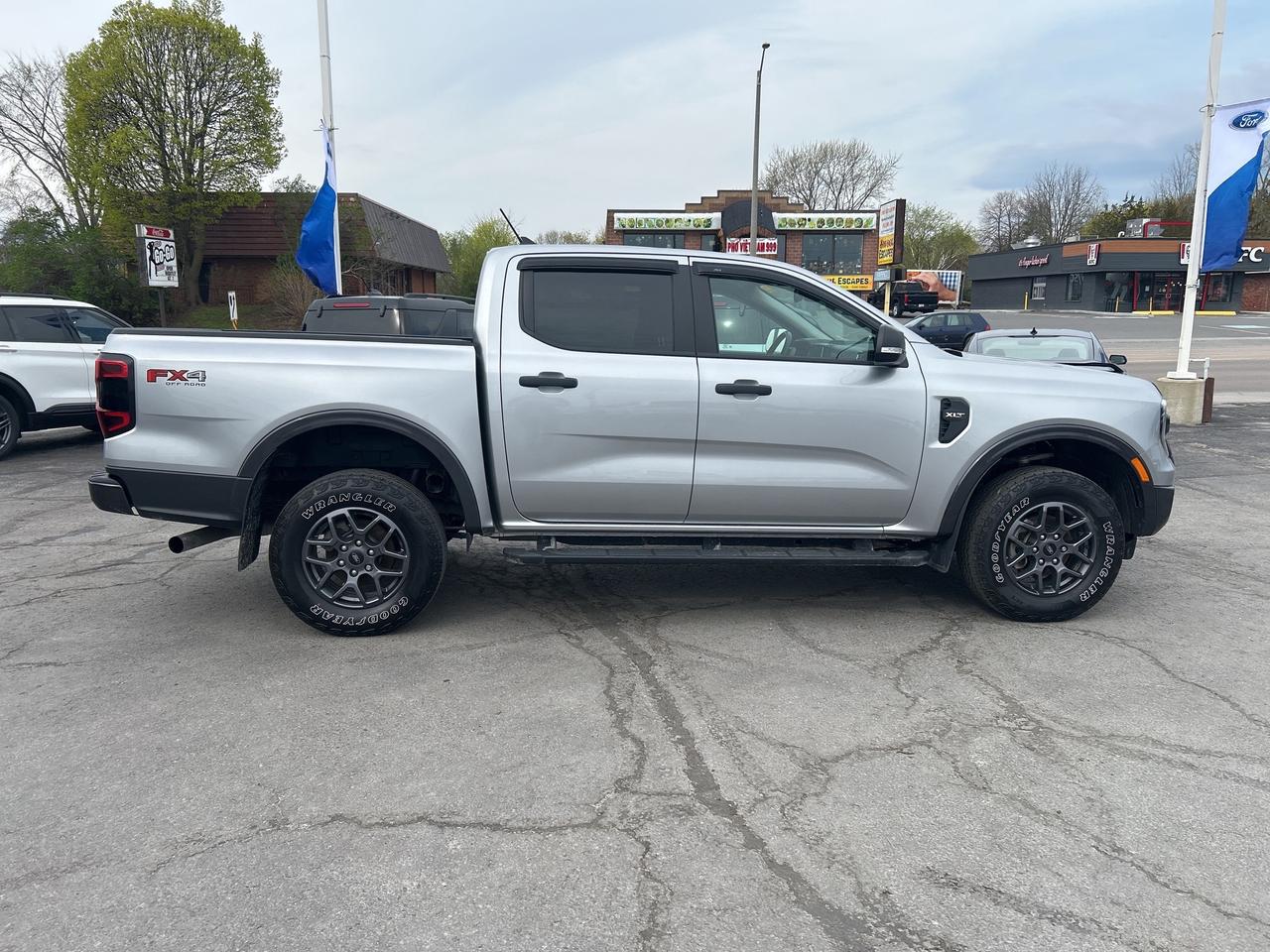 2024 Ford Ranger XLT 2.3L 4X4 SPORT APPEARANCE PKG FX4 PKG TOW PKG Photo