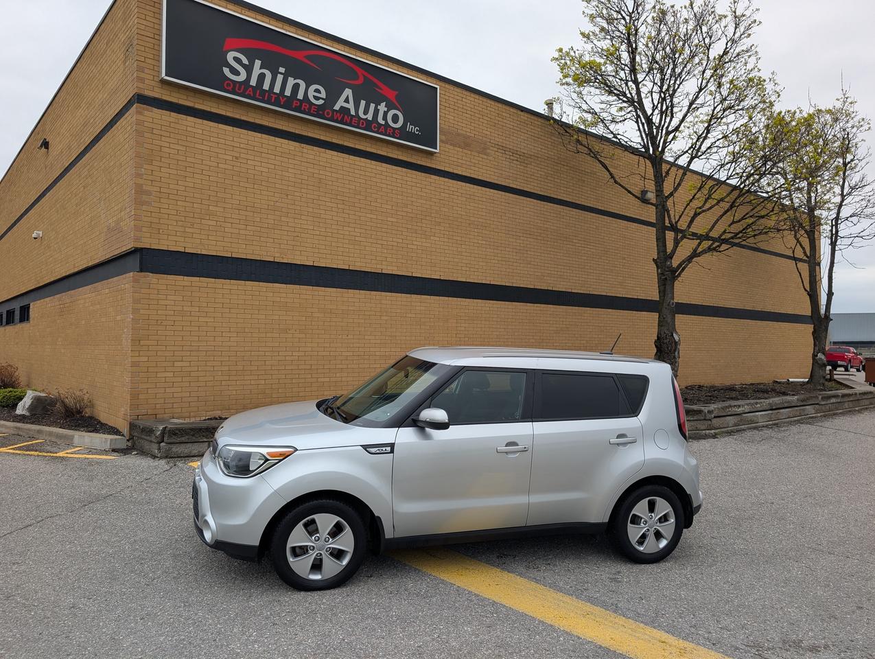 2014 Kia Soul Manual Certified Only 134,000 Km fuel efficient Photo0
