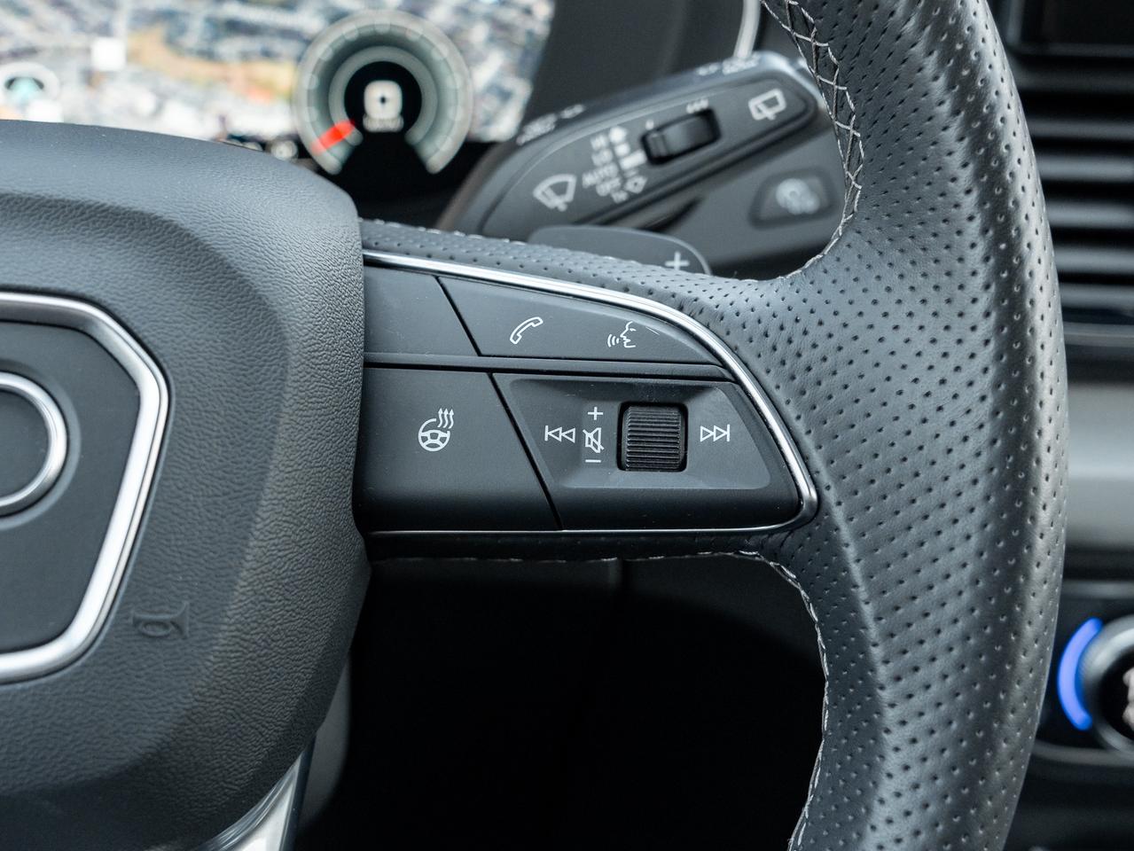 2023 Audi Q5 Technik 45 TFSI quattro  HUD  S LINE BLACK PACK Photo