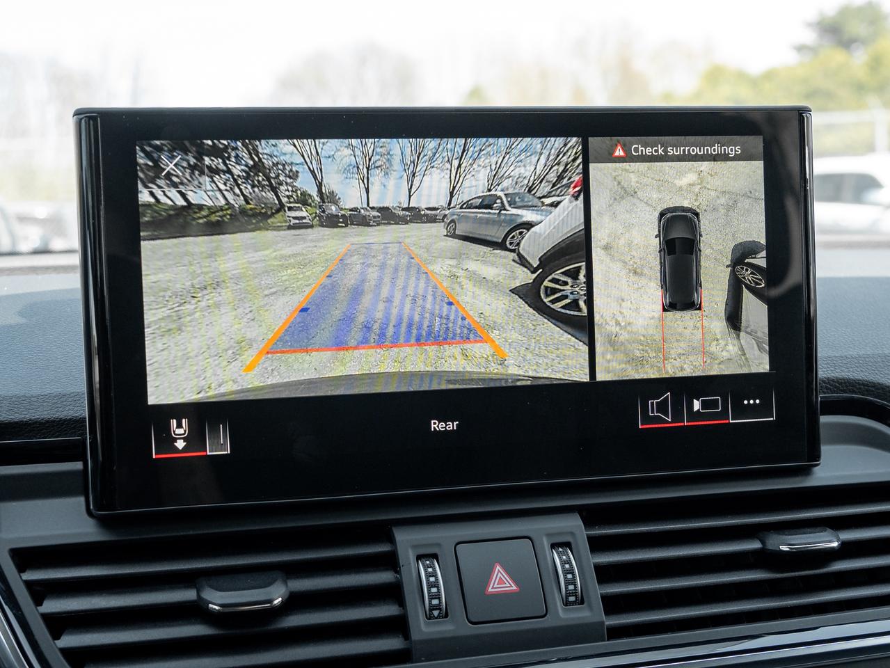 2023 Audi Q5 Technik 45 TFSI quattro  HUD  S LINE BLACK PACK Photo