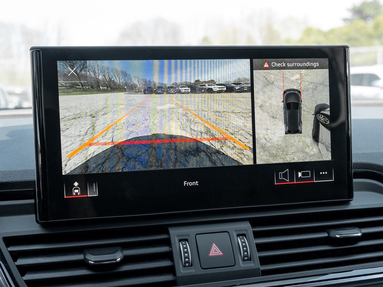 2023 Audi Q5 Technik 45 TFSI quattro  HUD  S LINE BLACK PACK Photo