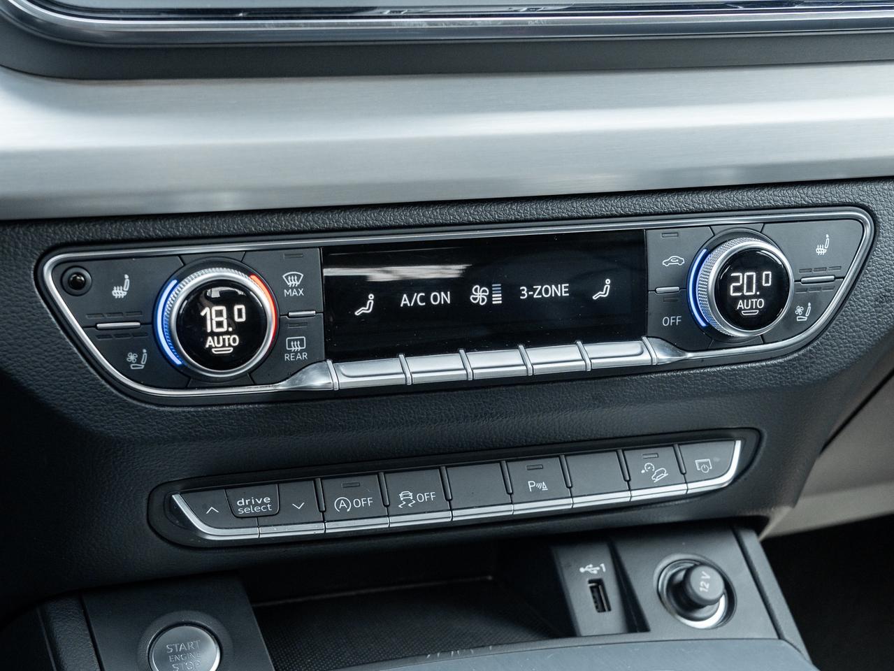 2023 Audi Q5 Technik 45 TFSI quattro  HUD  S LINE BLACK PACK Photo