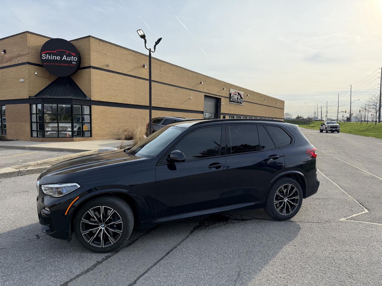 2019 BMW X5 xDrive40i M Sport Laser 360Cam Heads up Soft Close Photo0