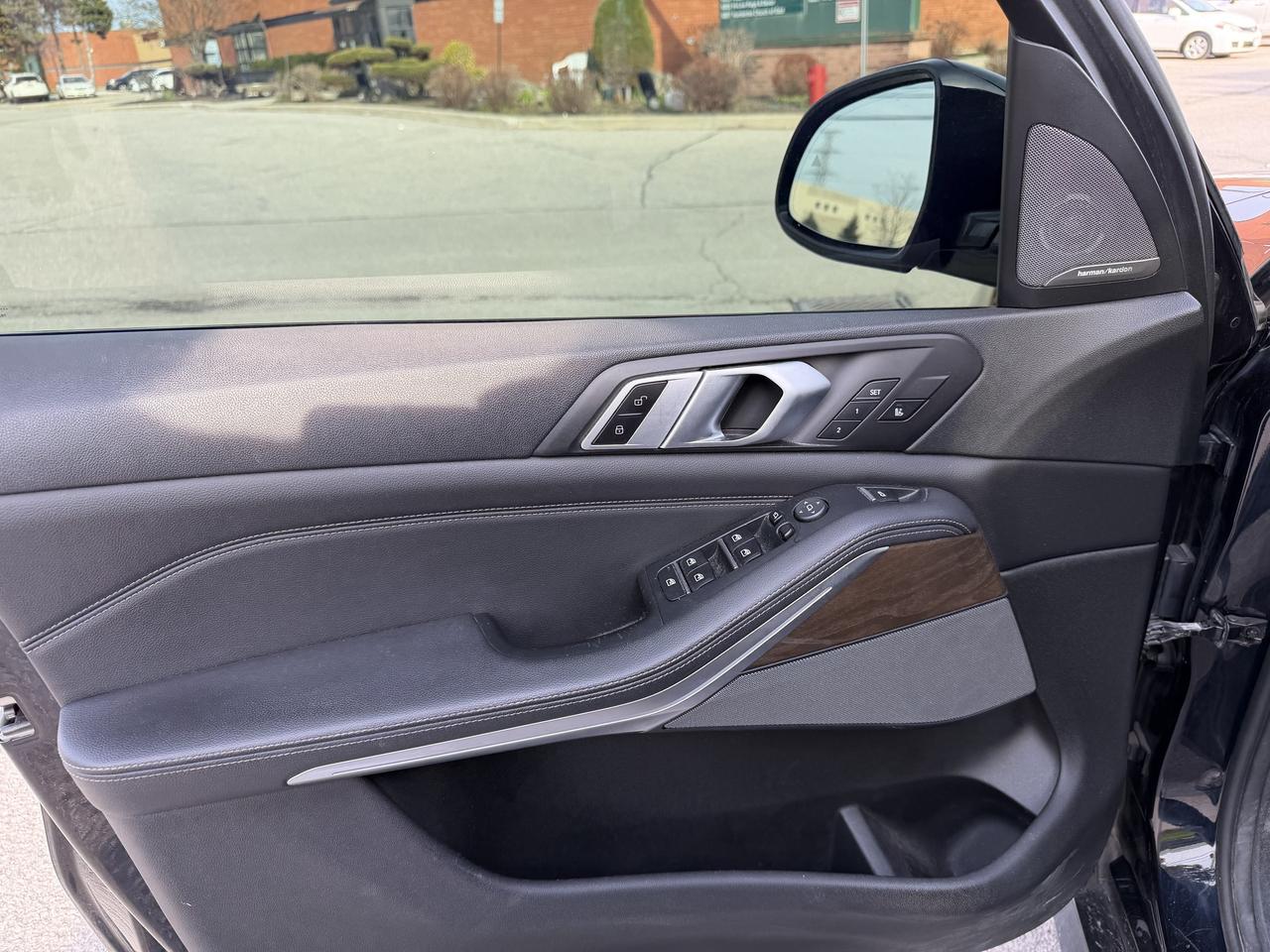 2019 BMW X5 xDrive40i M Sport Laser 360Cam Heads up Soft Close Photo