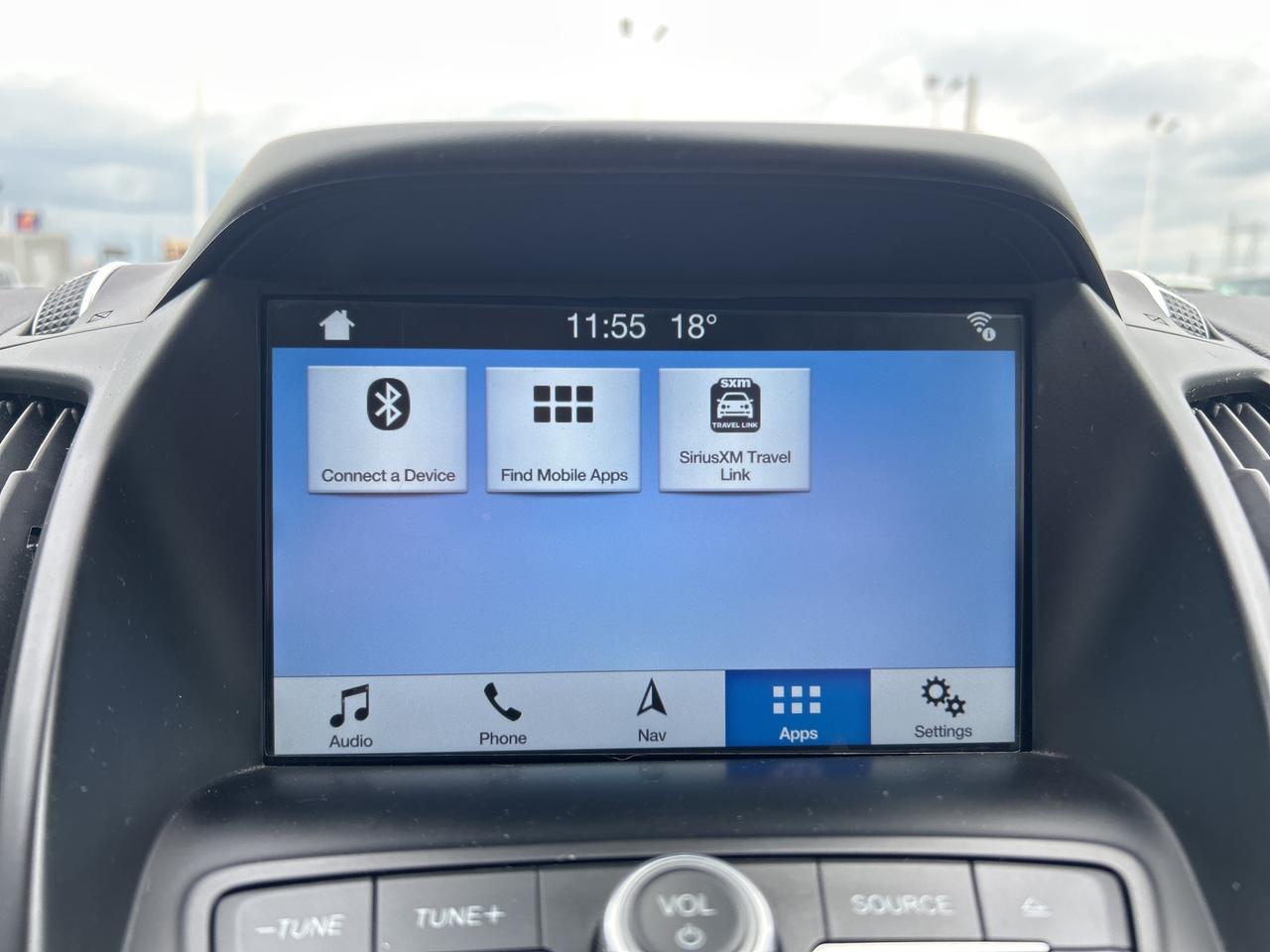 2018 Ford Escape SEL FWD 1.5L PANO ROOF LEATHER ADAPTIVE CRUISE Photo