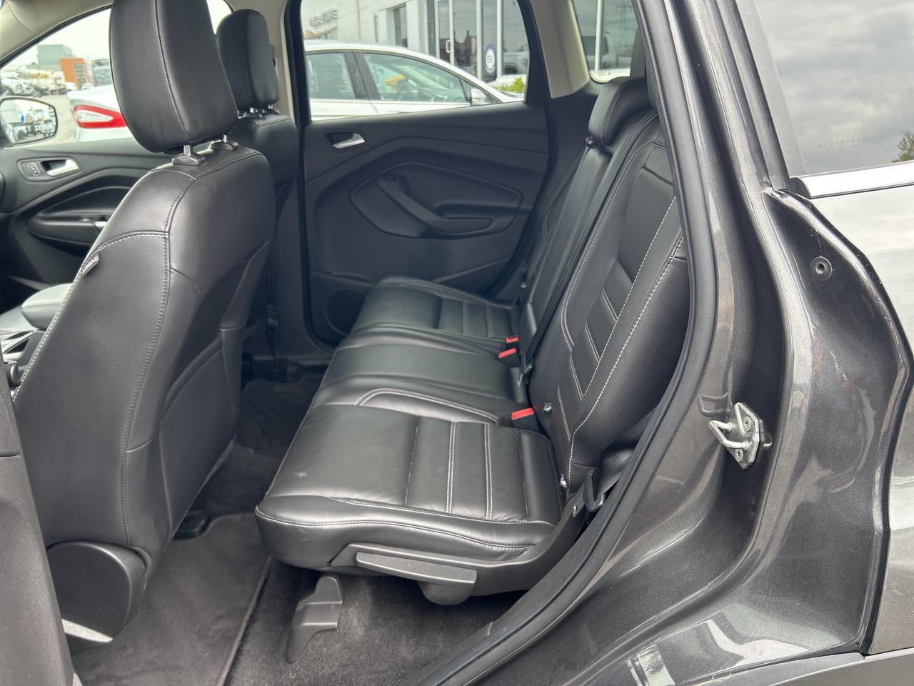 2018 Ford Escape SEL FWD 1.5L PANO ROOF LEATHER ADAPTIVE CRUISE Photo