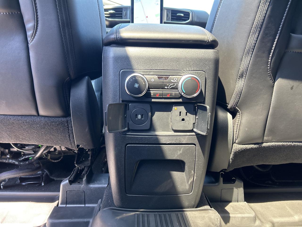 2023 Ford Explorer PLATINUM 3.0L ECOBOOST TECH PKG TOW CLASS IV ADAPT Photo