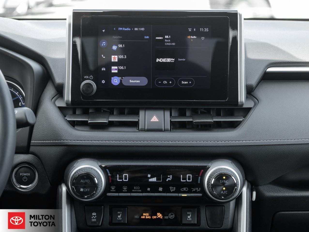 2025 Toyota RAV4 Hybrid SUNROOF CARPLAY HEATED STEERING ONE OWNER TCUV XLE Photo