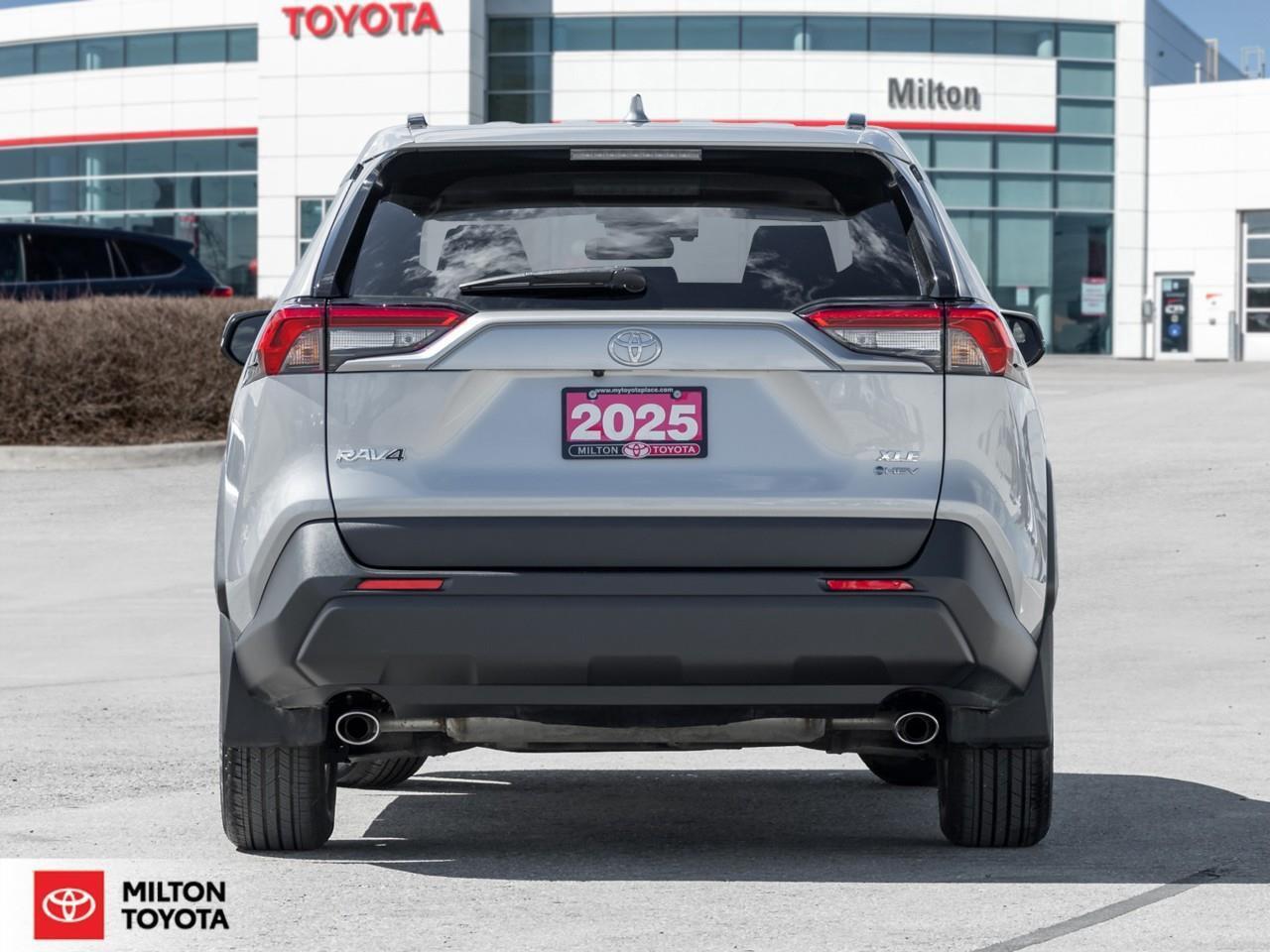 2025 Toyota RAV4 Hybrid SUNROOF CARPLAY HEATED STEERING ONE OWNER TCUV XLE Photo