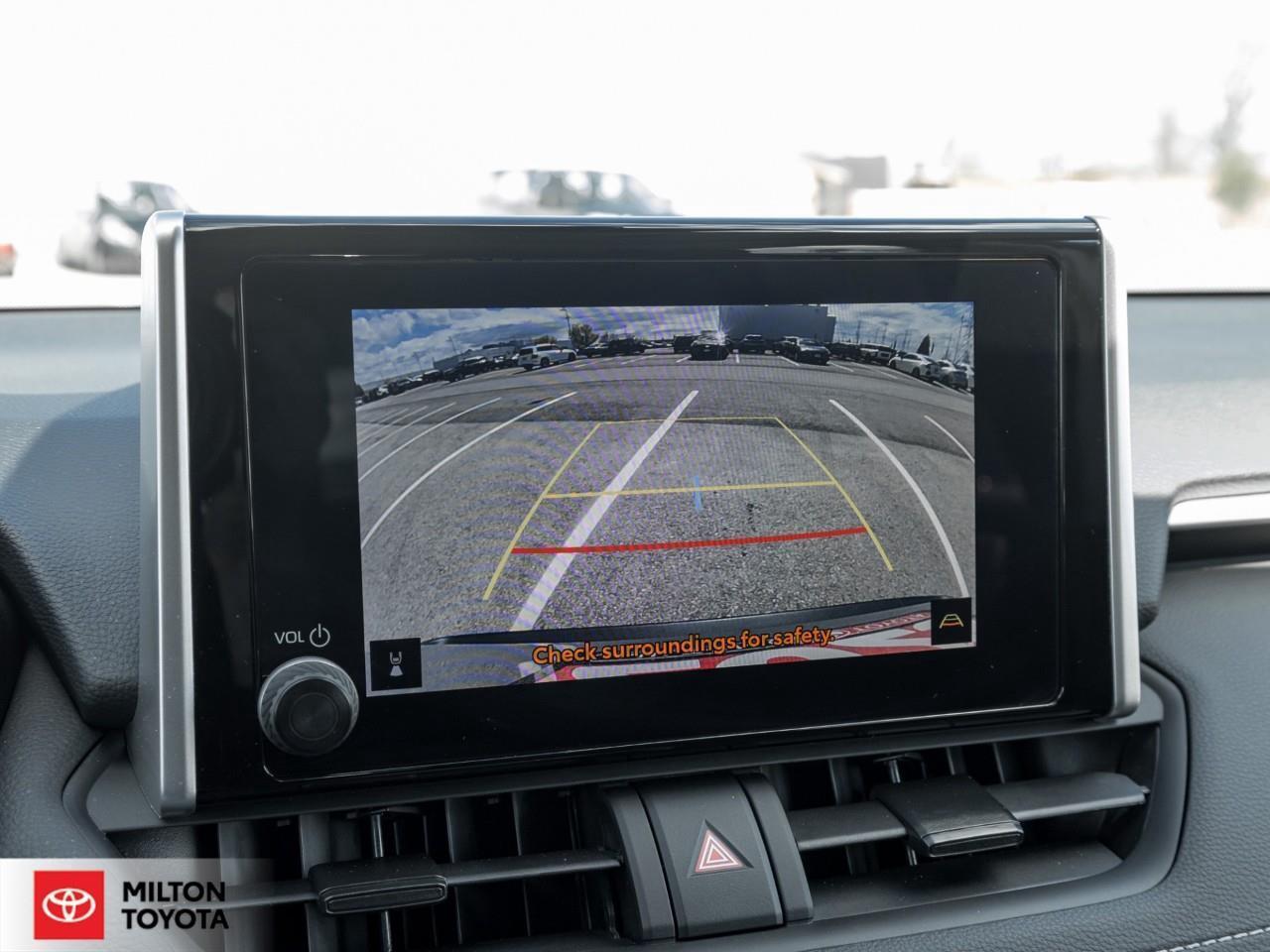 2025 Toyota RAV4 Hybrid SUNROOF CARPLAY HEATED STEERING ONE OWNER TCUV XLE Photo