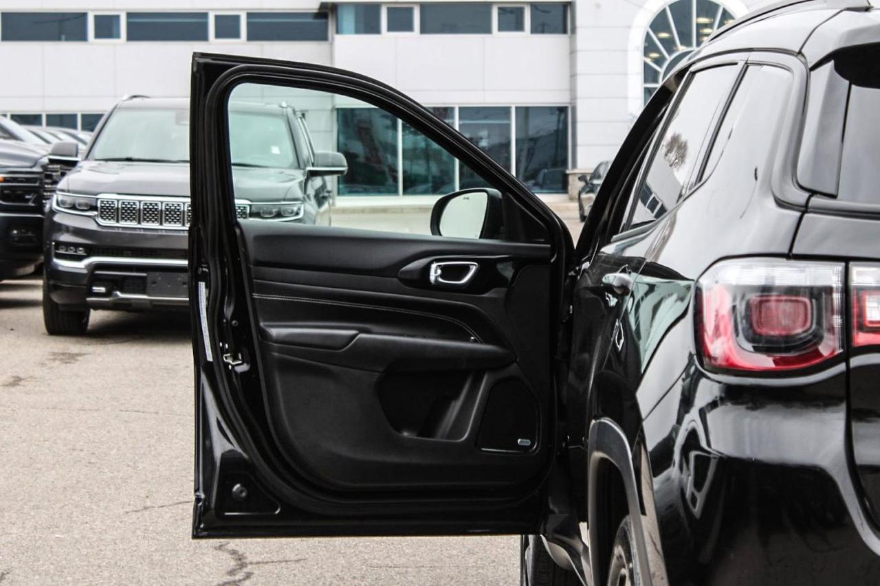 2022 Jeep Compass Altitude Photo