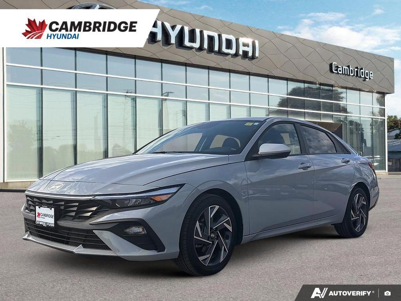 2025 Hyundai Elantra Preferred   NO ACCIDENTS   ONE OWNER   5.9L/100KM Photo0