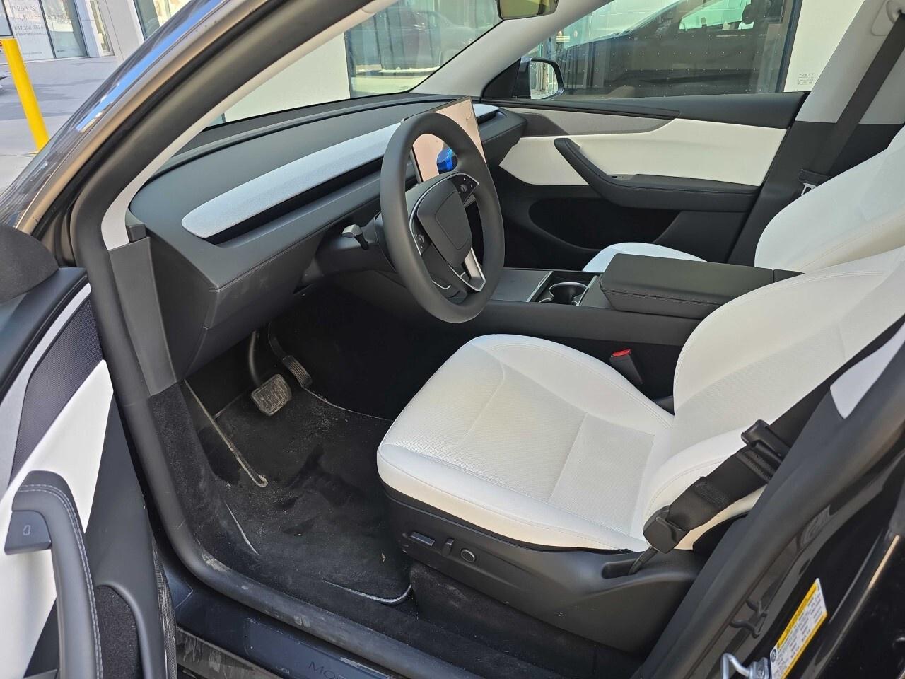2026 Tesla Model Y LONG RANGE LAUNCH Photo