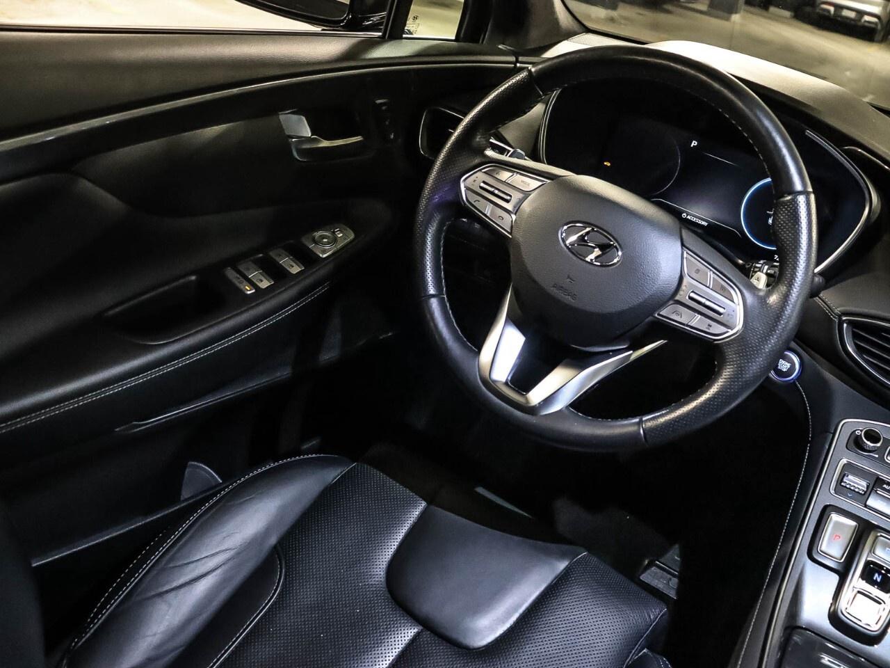 2023 Hyundai Santa Fe ULTIMATE CALLIGRAPHY AWD Photo