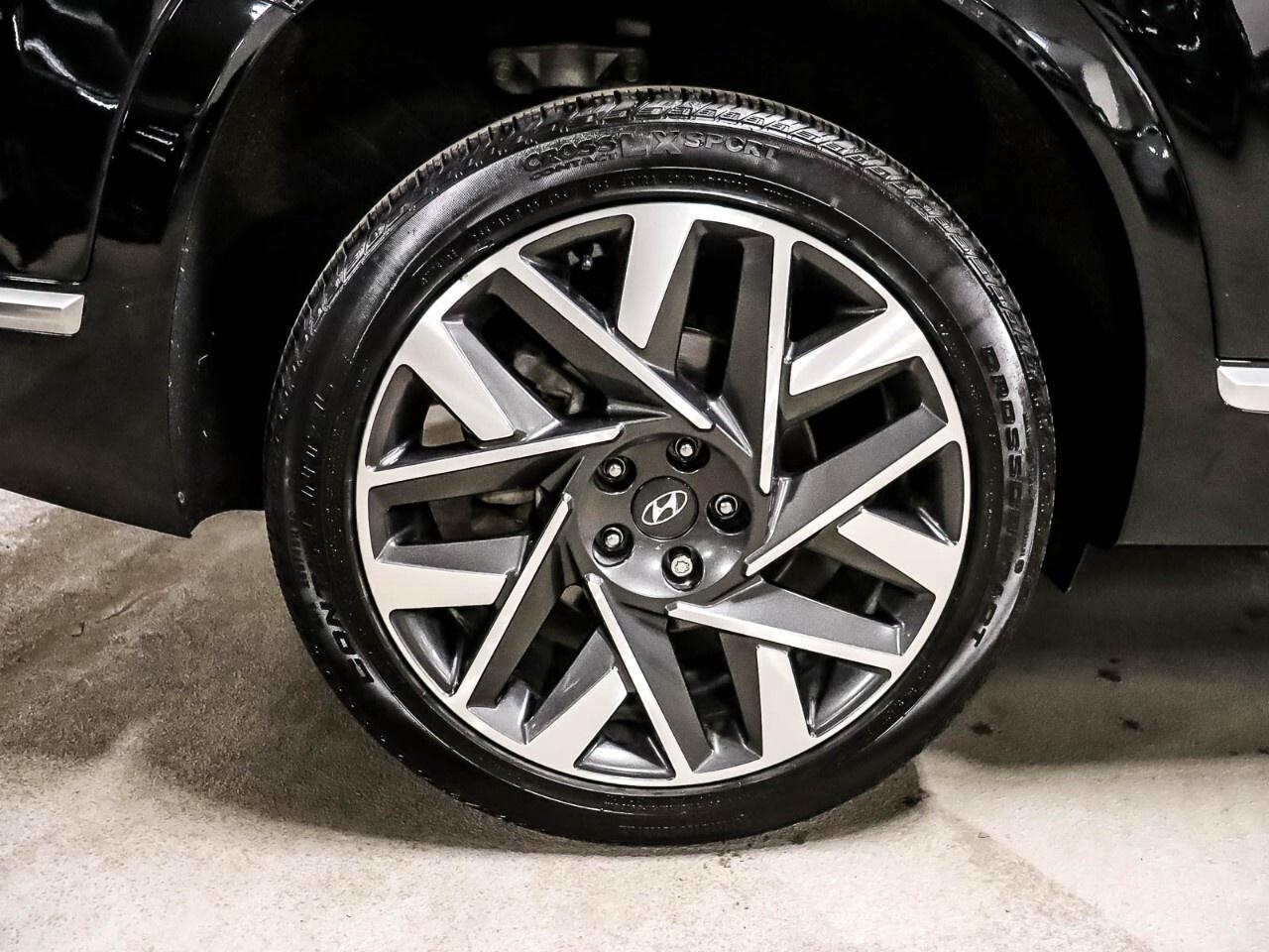 2023 Hyundai Santa Fe ULTIMATE CALLIGRAPHY AWD Photo