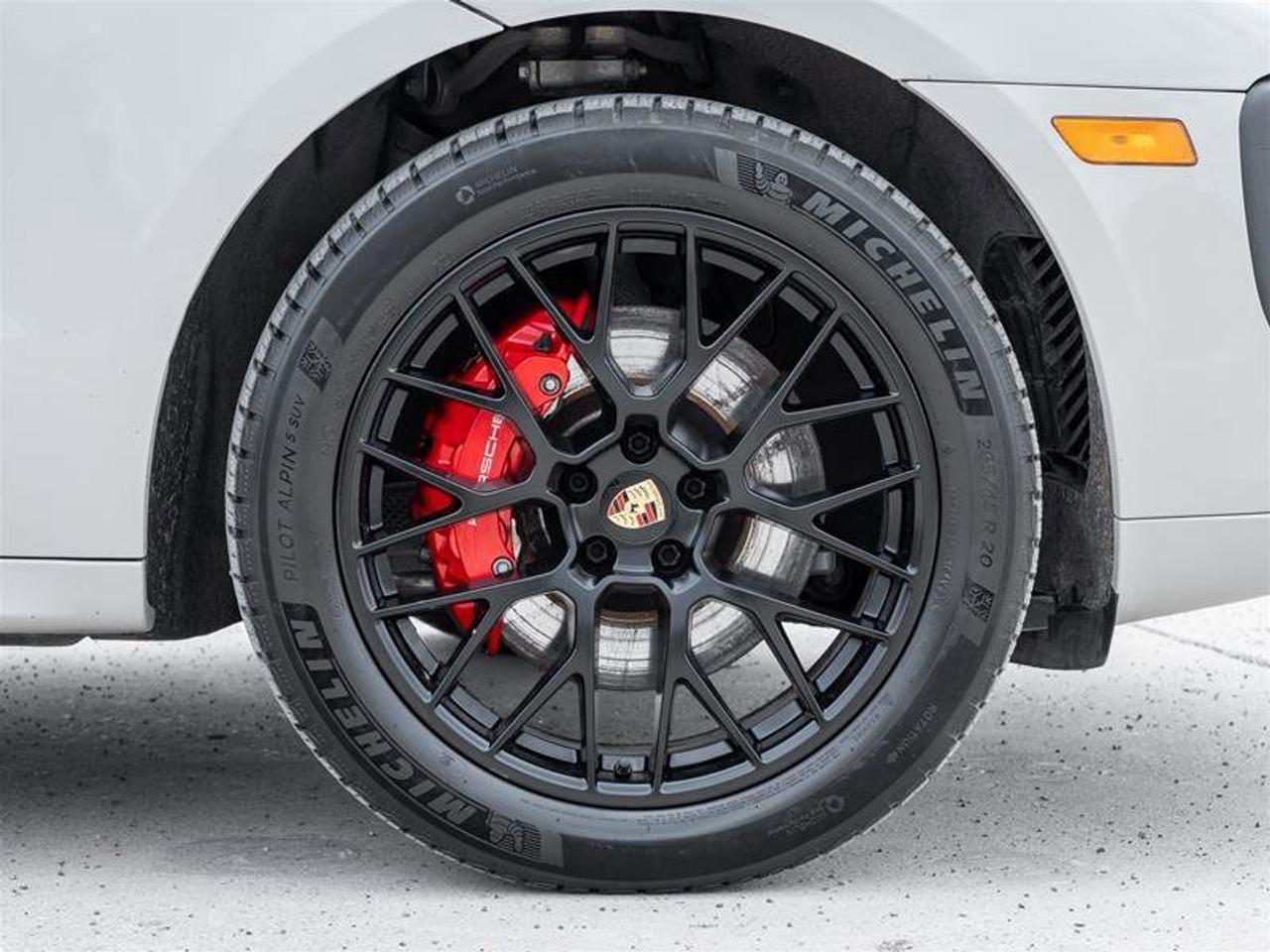 2020 Porsche Macan GTS AWD Sport Chrono Pkg Heated Multifunction GT S Photo