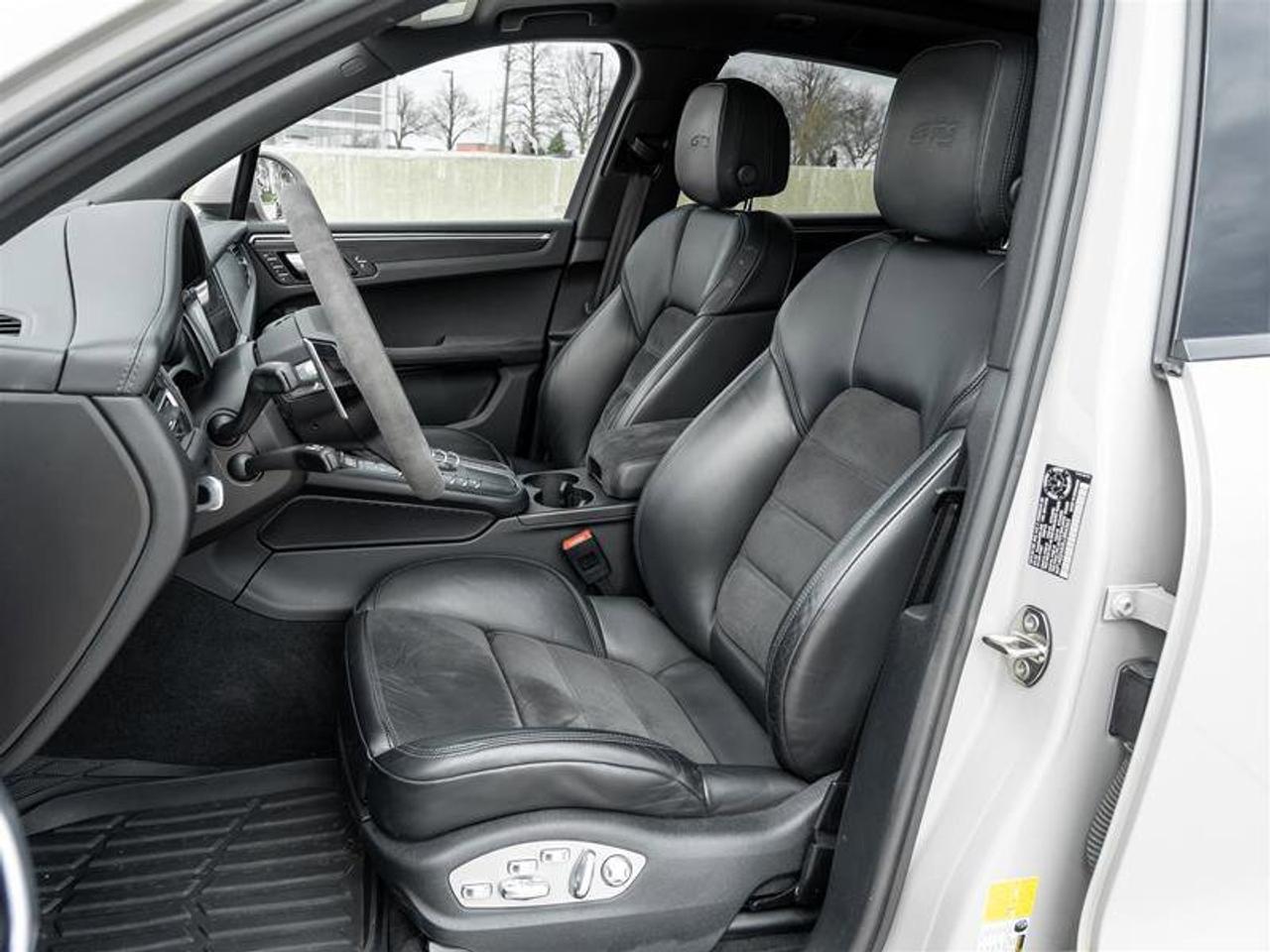 2020 Porsche Macan GTS AWD Sport Chrono Pkg Heated Multifunction GT S Photo